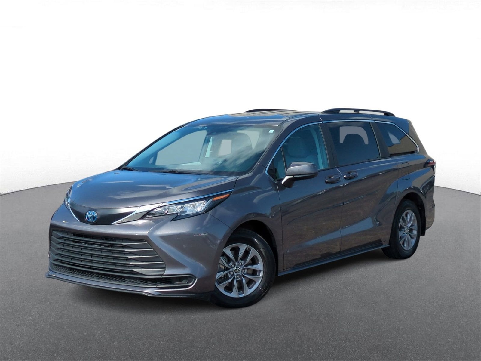Thumbnail: 2023 Toyota Sienna - 1