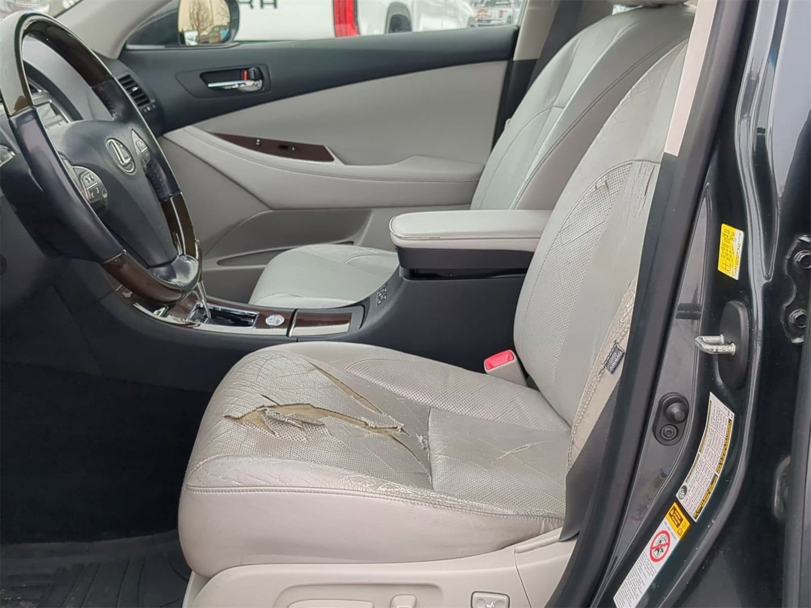 Thumbnail: 2010 Lexus ES - 23