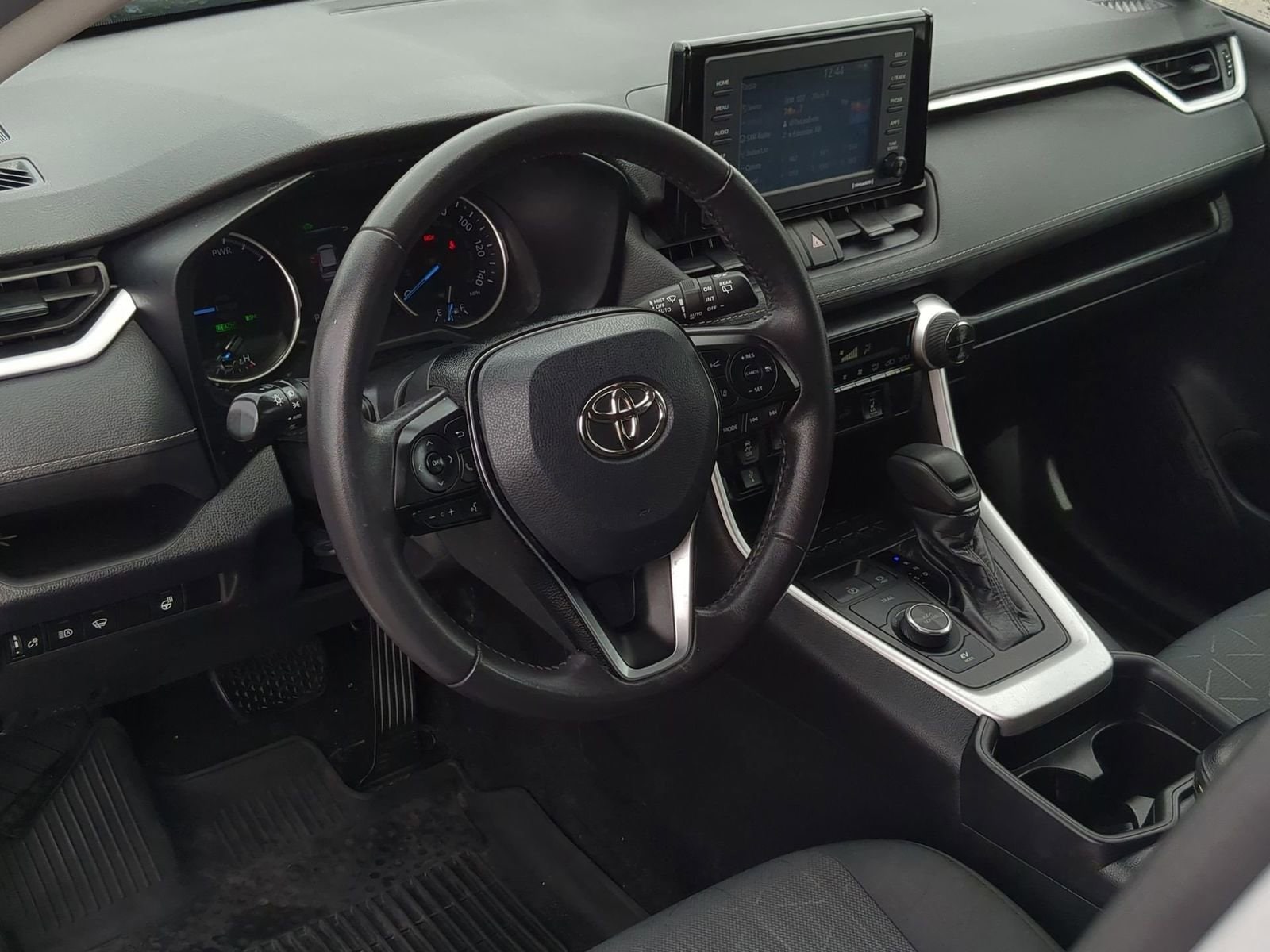 Thumbnail: 2021 Toyota RAV4 - 10