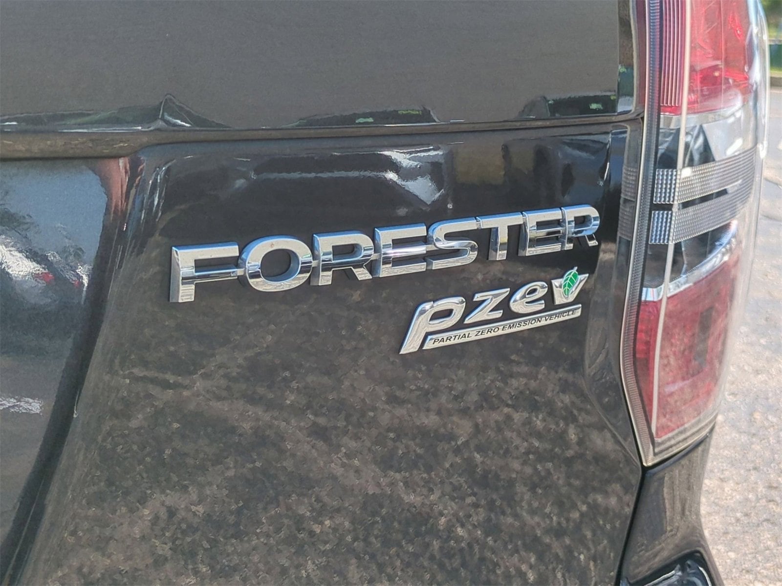Thumbnail: 2015 Subaru Forester - 12