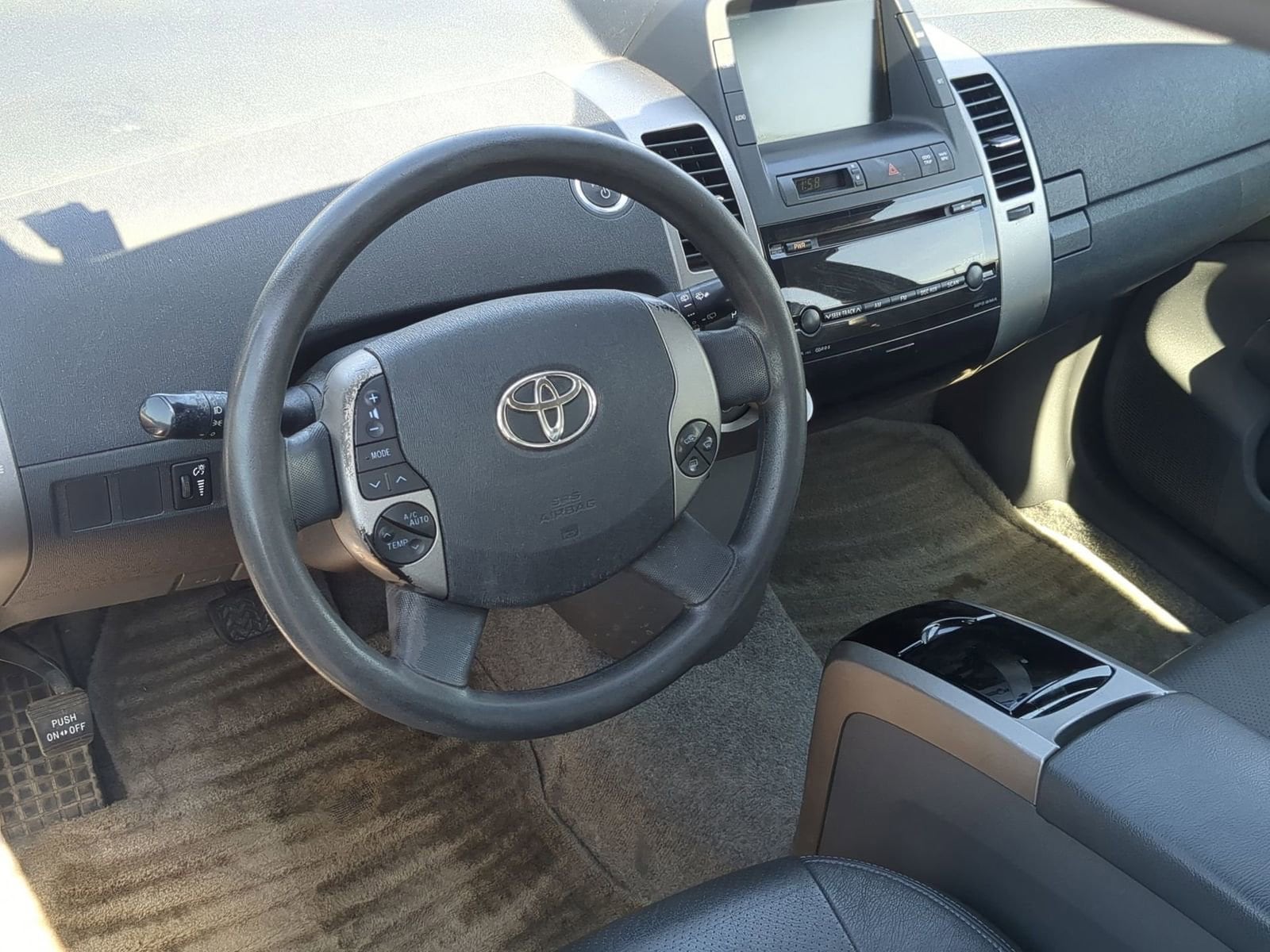 Thumbnail: 2008 Toyota Prius - 10