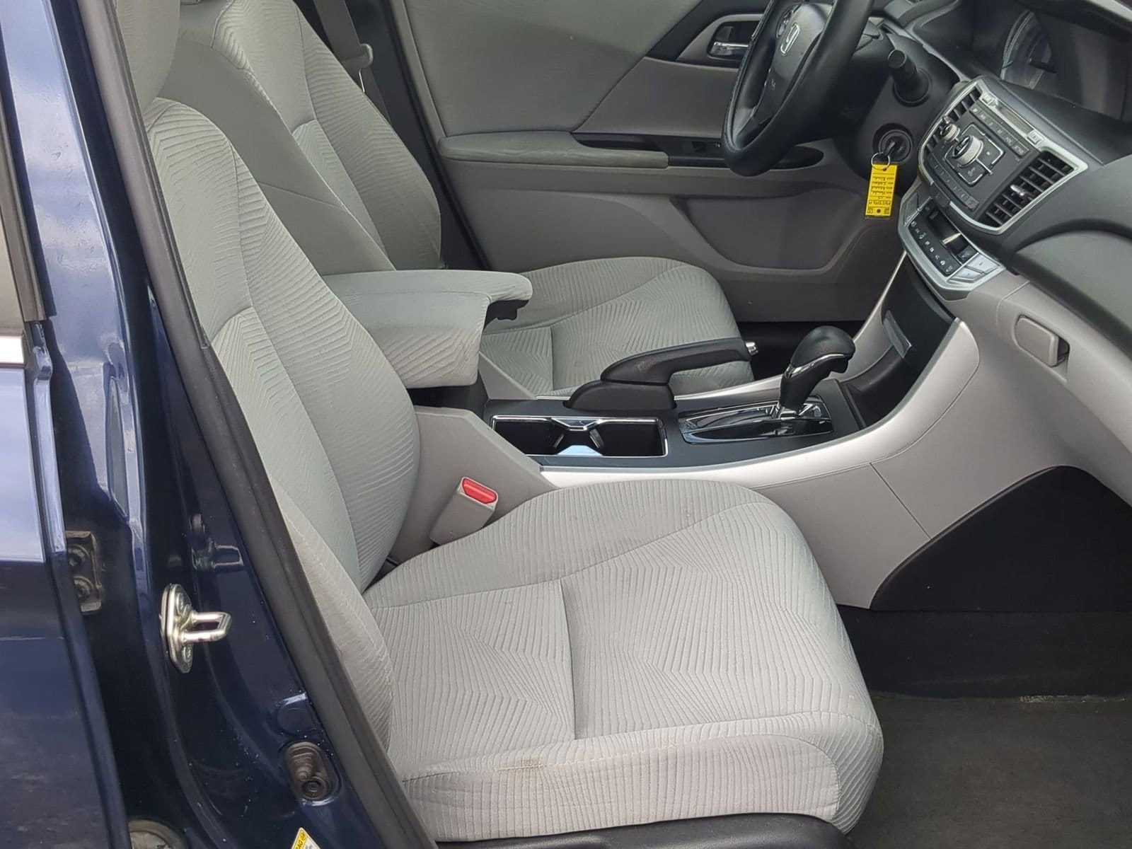 Thumbnail: 2015 Honda Accord - 21