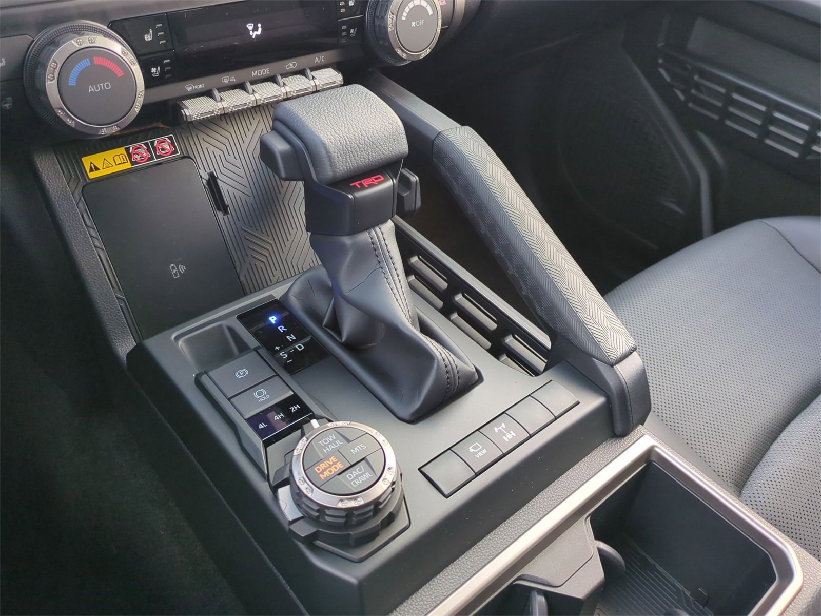 Thumbnail: 2025 Toyota 4Runner - 32