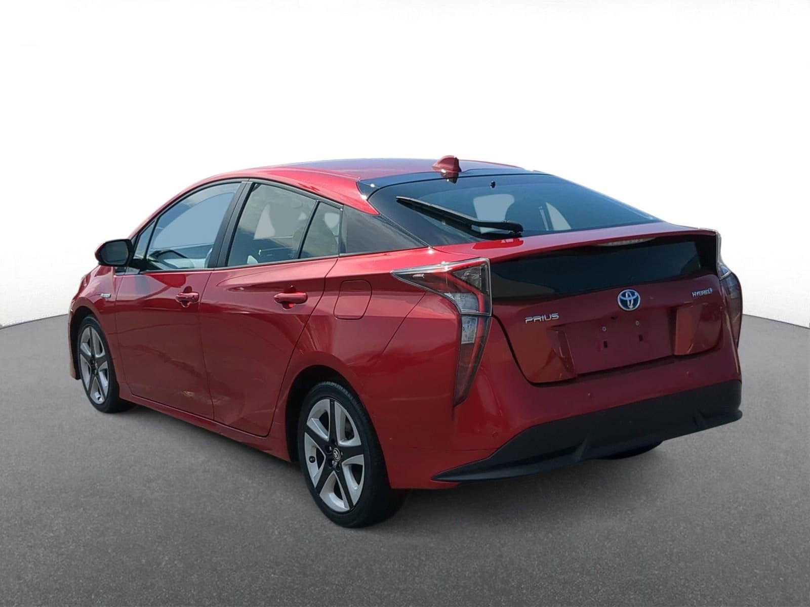 Thumbnail: 2017 Toyota Prius - 6