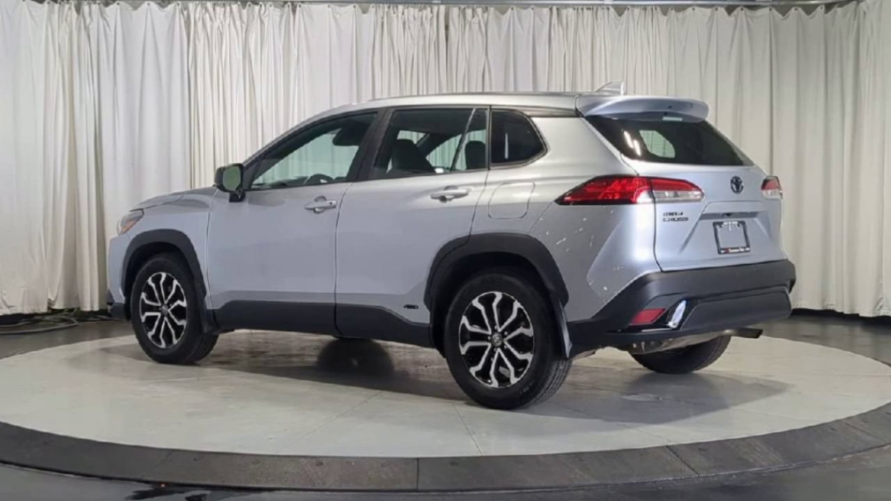 2024 Toyota Corolla Cross S - Photo 6