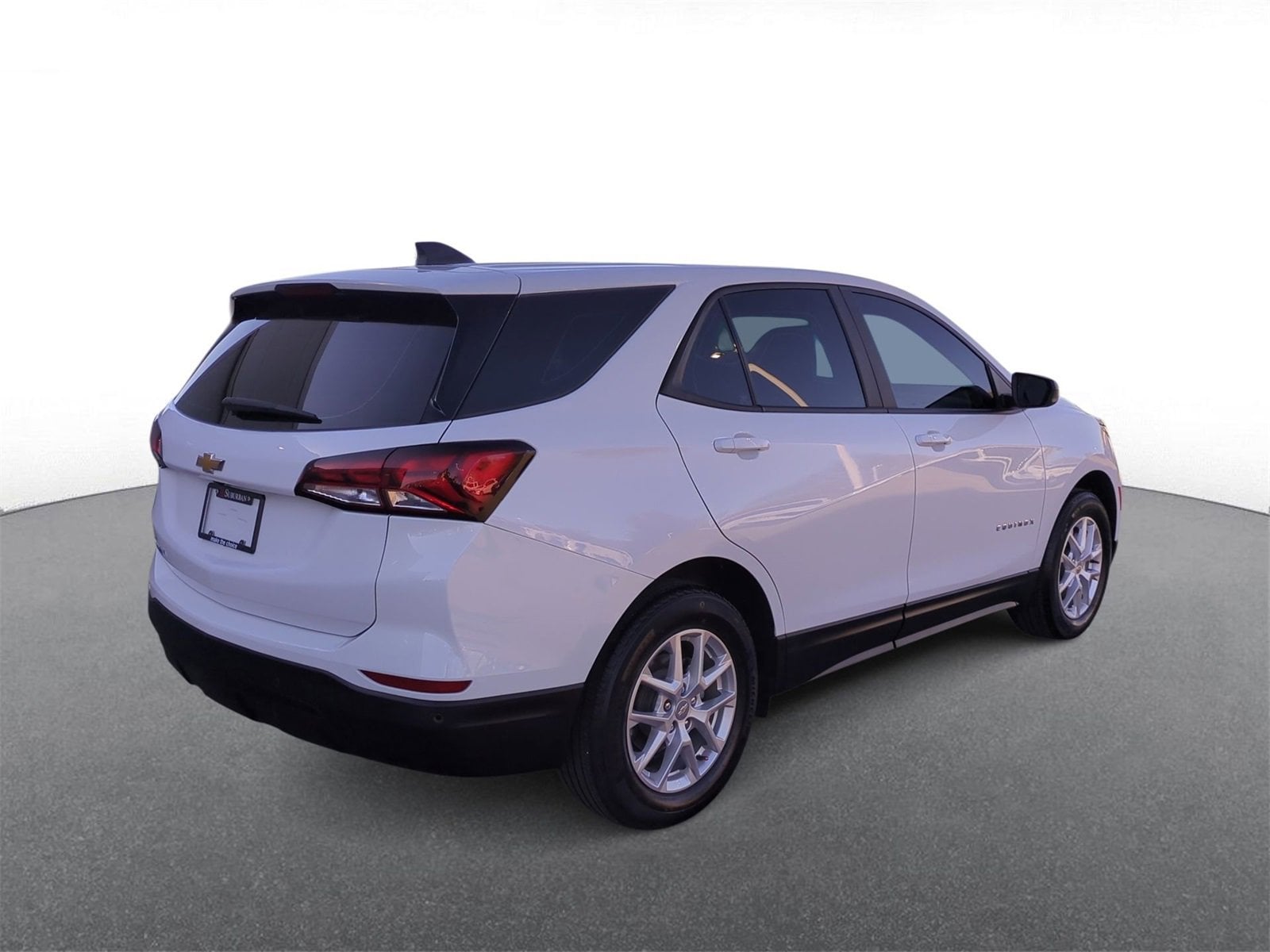 Thumbnail: 2023 Chevrolet Equinox - 8