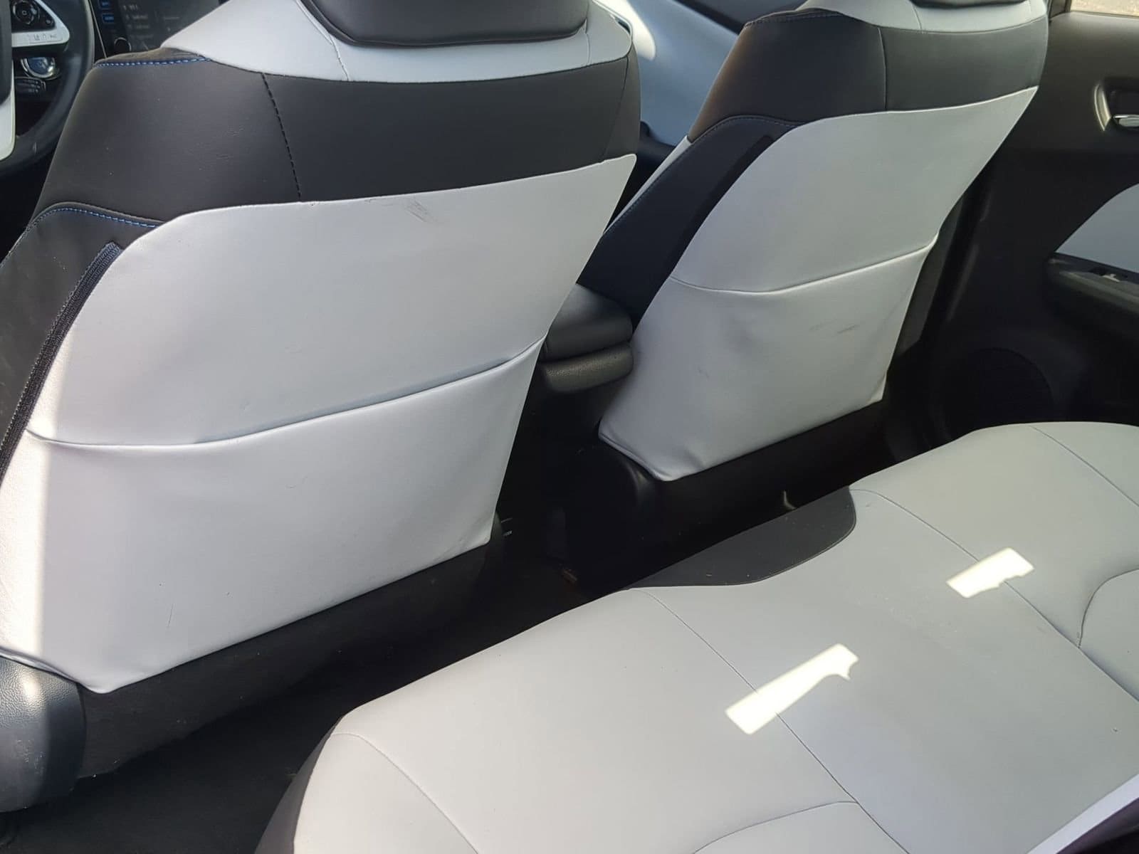 Thumbnail: 2017 Toyota Prius - 18