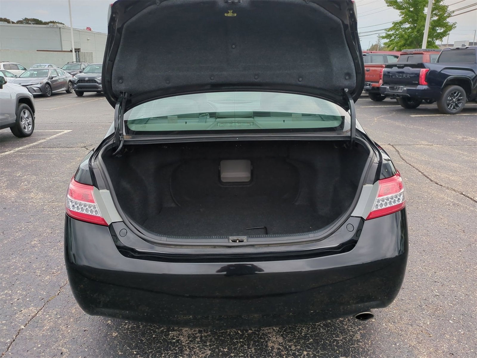 Thumbnail: 2010 Toyota Camry - 34