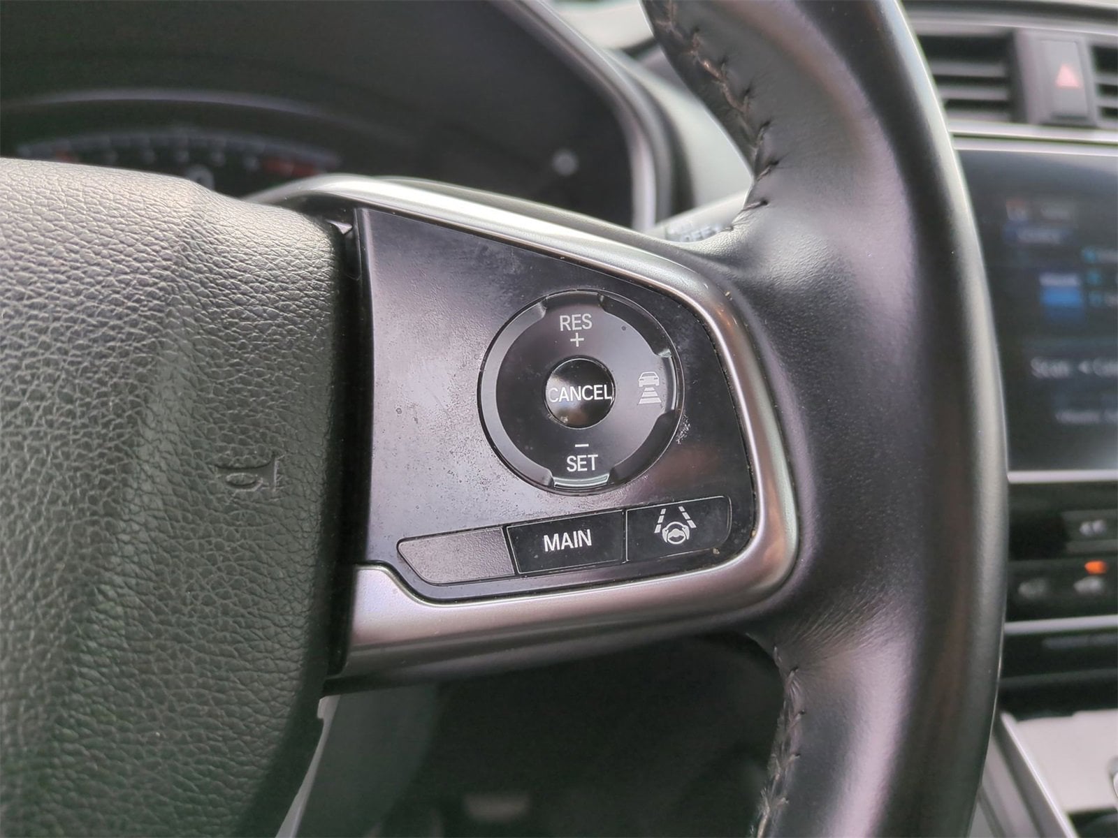 Thumbnail: 2018 Honda CR-V - 23
