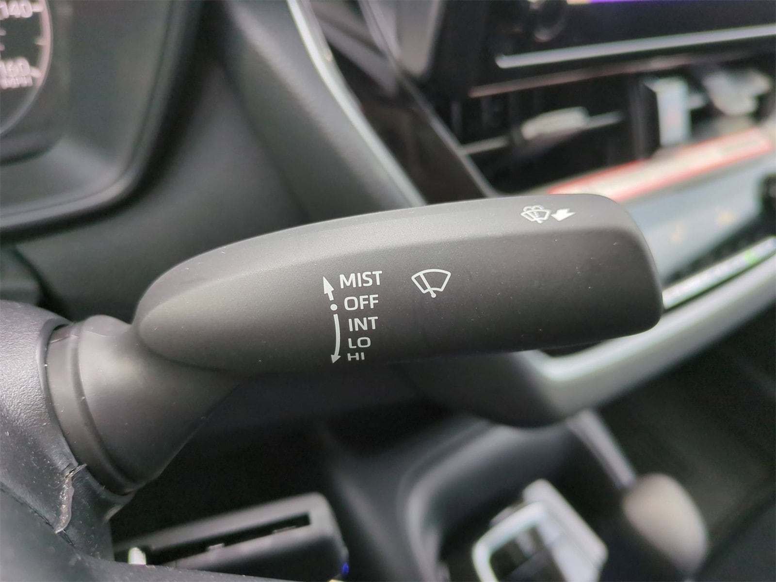 Thumbnail: 2025 Toyota Corolla - 25