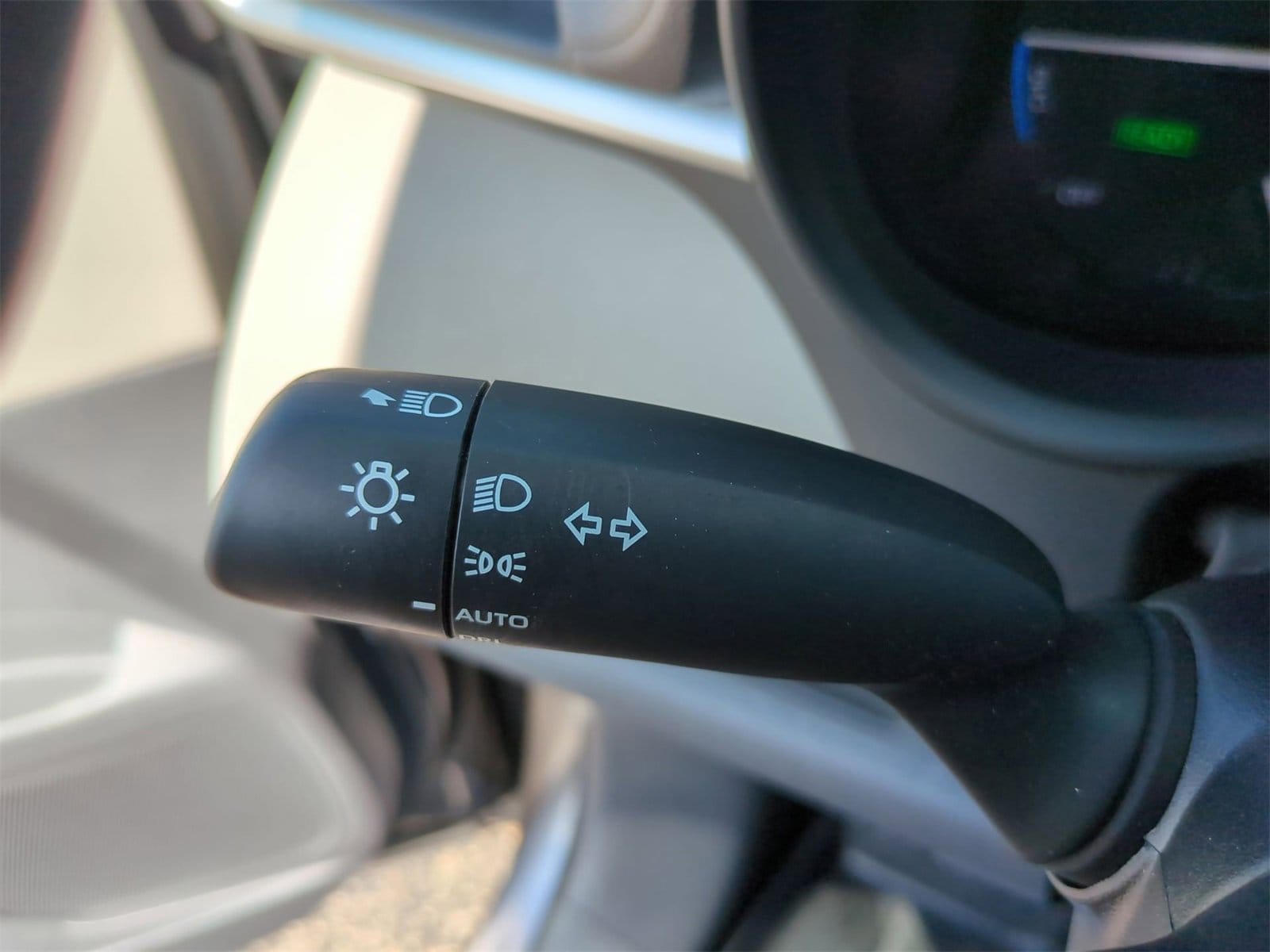 Thumbnail: 2023 Toyota Sienna - 25