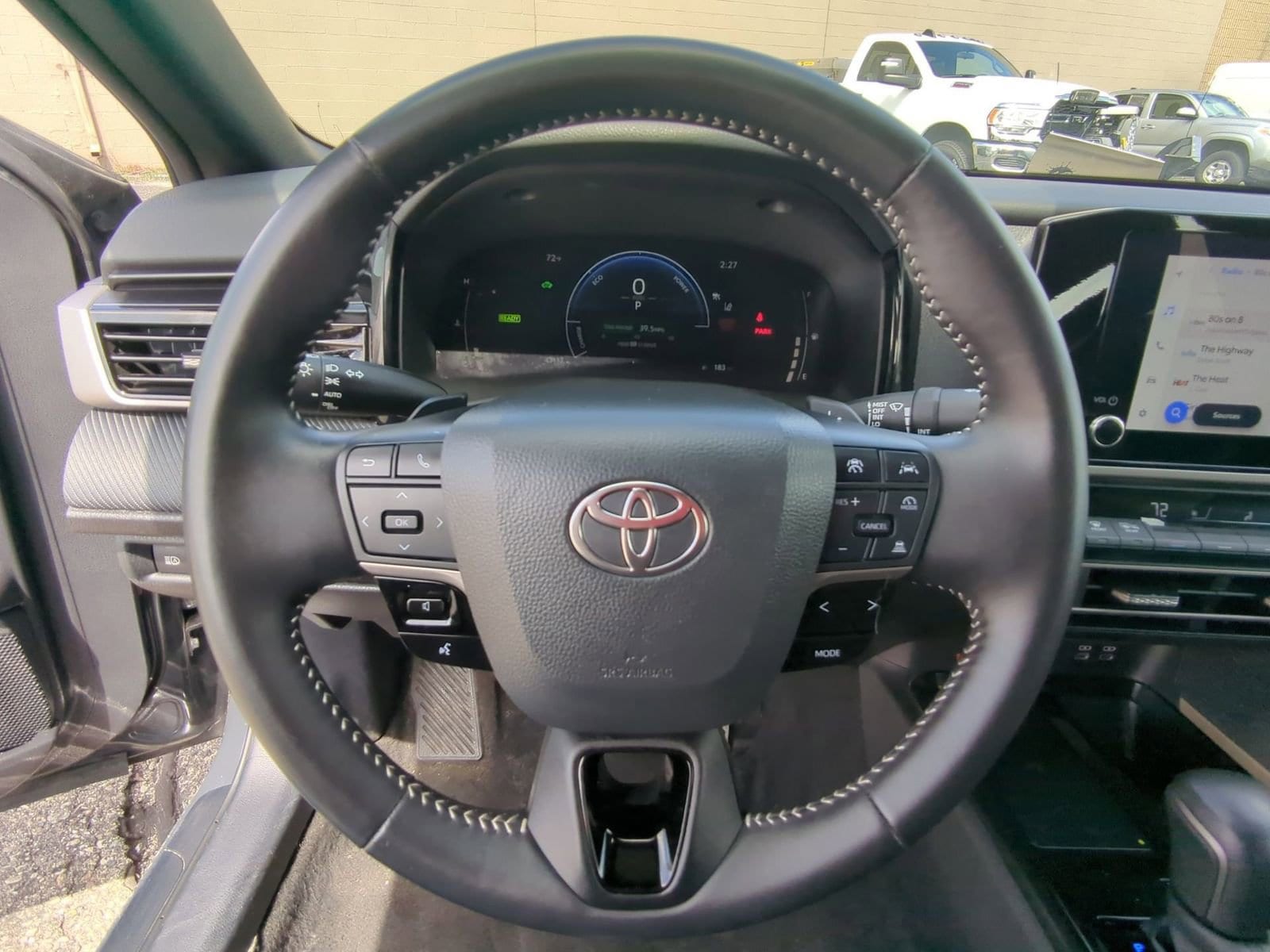 Thumbnail: 2025 Toyota Camry - 22