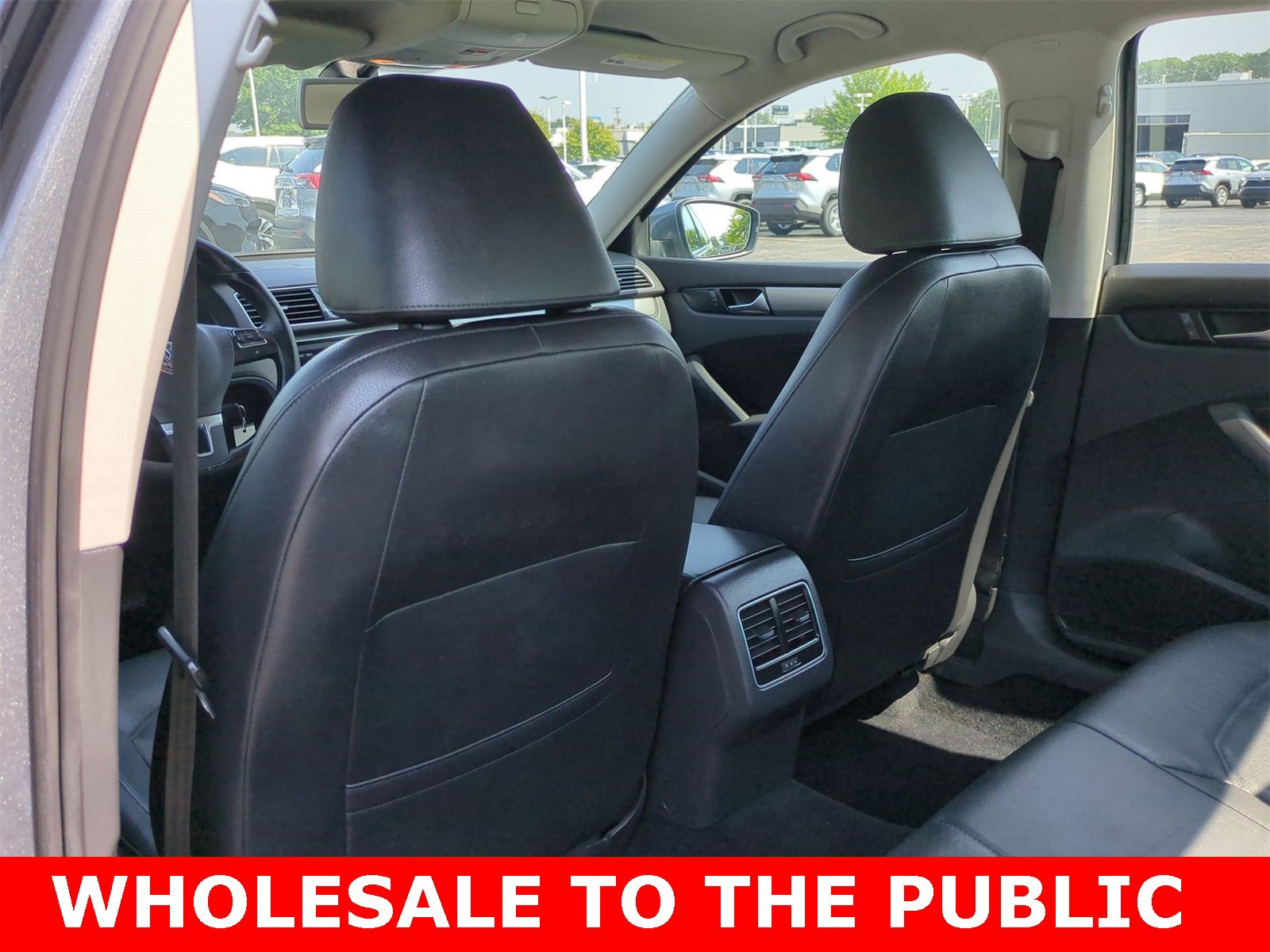 Thumbnail: 2014 Volkswagen Passat - 16