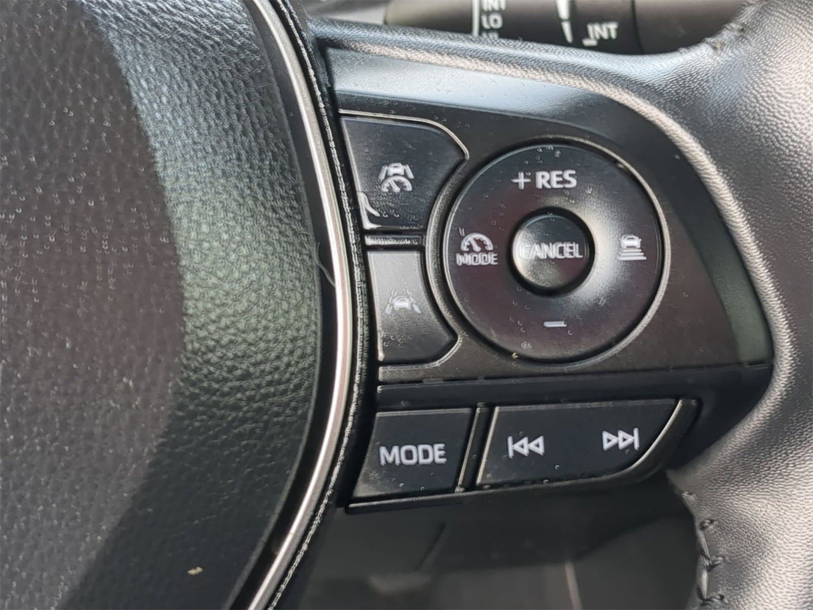 Thumbnail: 2024 Toyota Corolla - 31