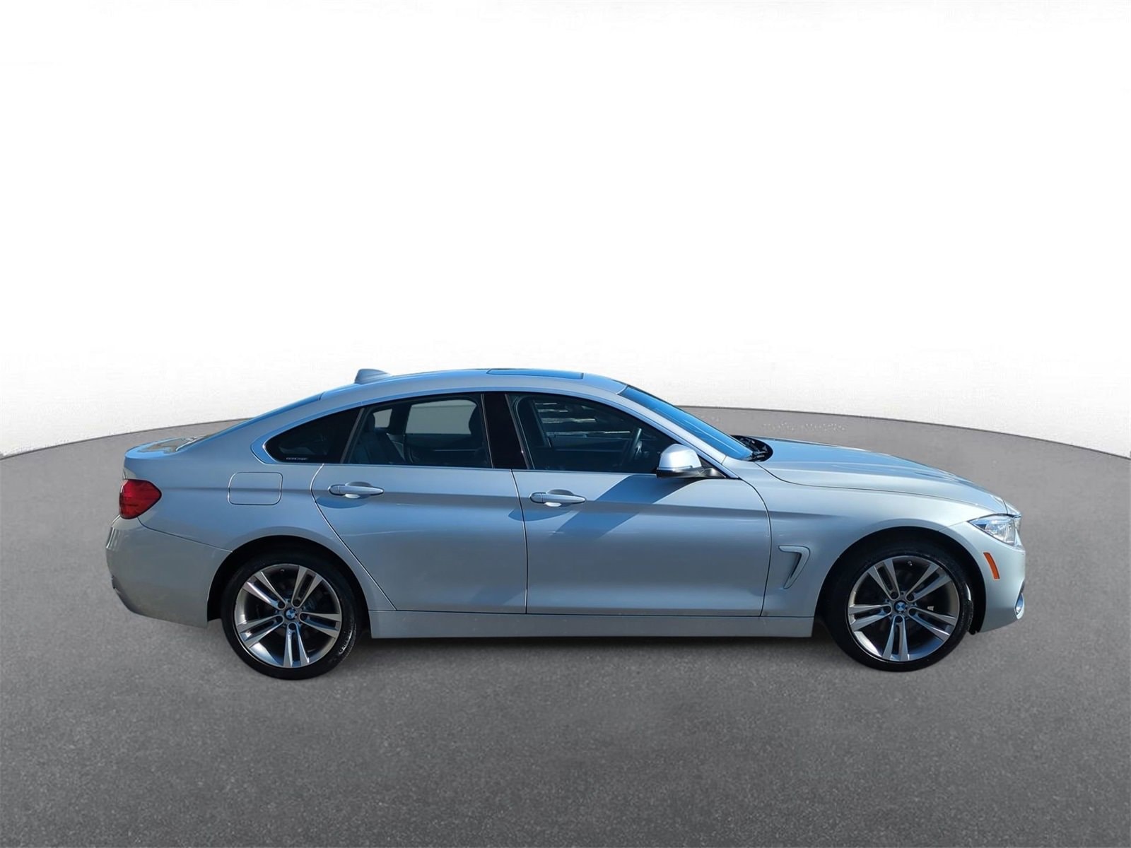 Thumbnail: 2017 BMW 4 Series - 9