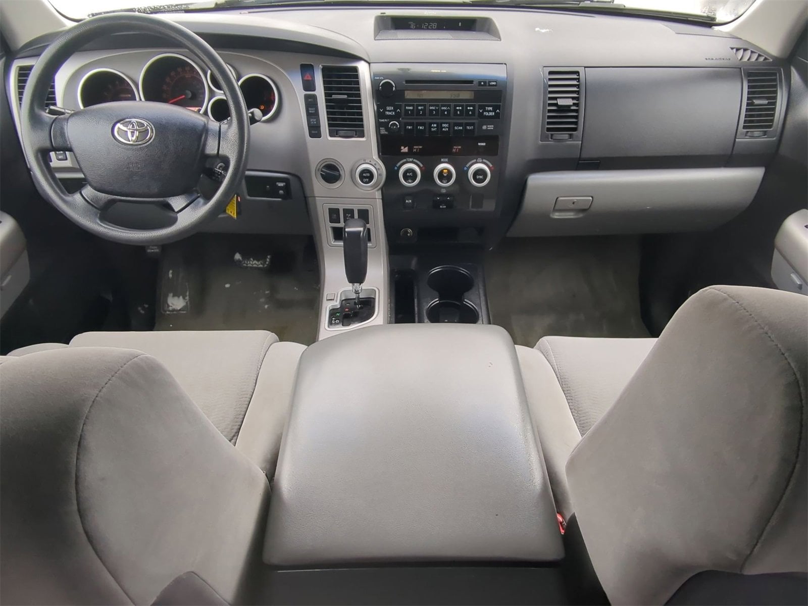 Thumbnail: 2008 Toyota Sequoia - 22