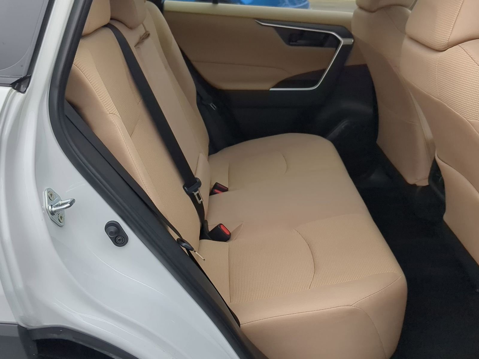 Thumbnail: 2025 Toyota RAV4 - 20