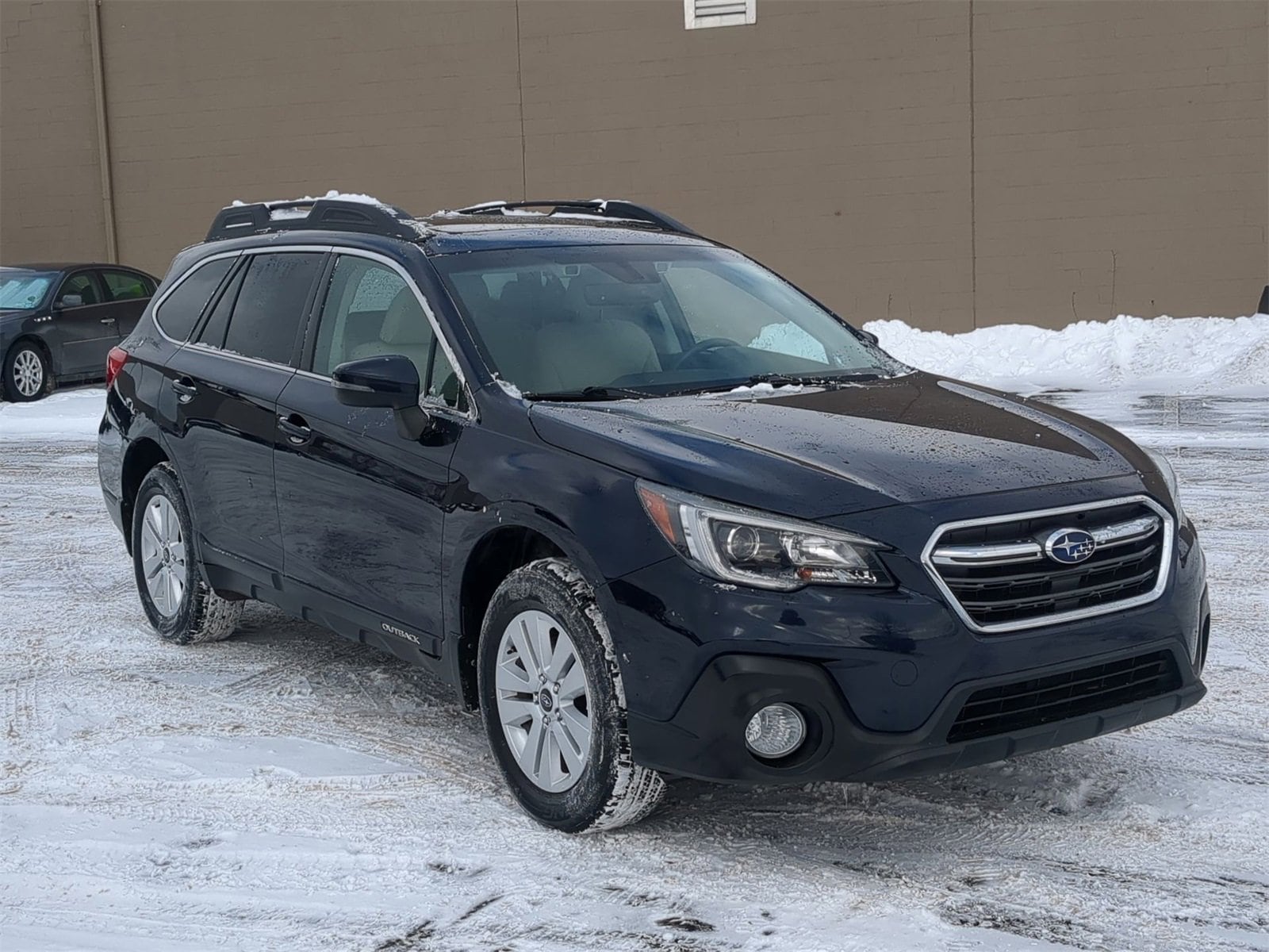 Thumbnail: 2018 Subaru Outback - 16