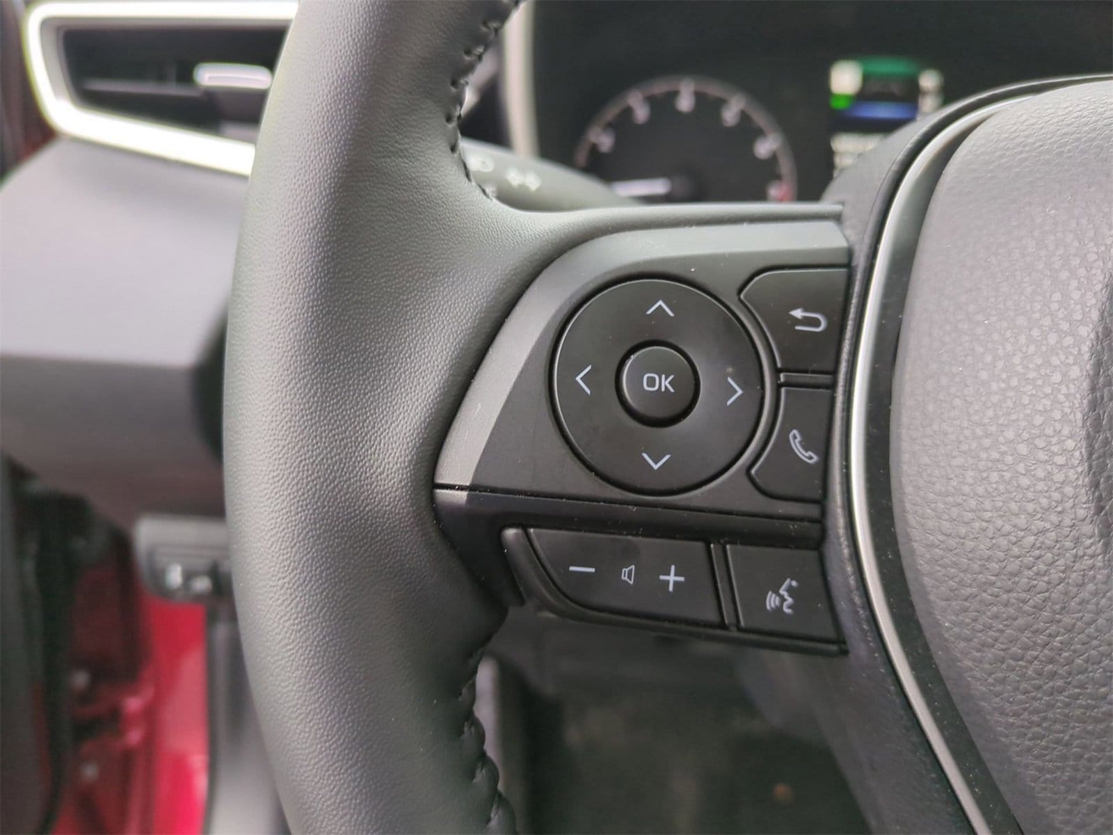 Thumbnail: 2025 Toyota Corolla - 23