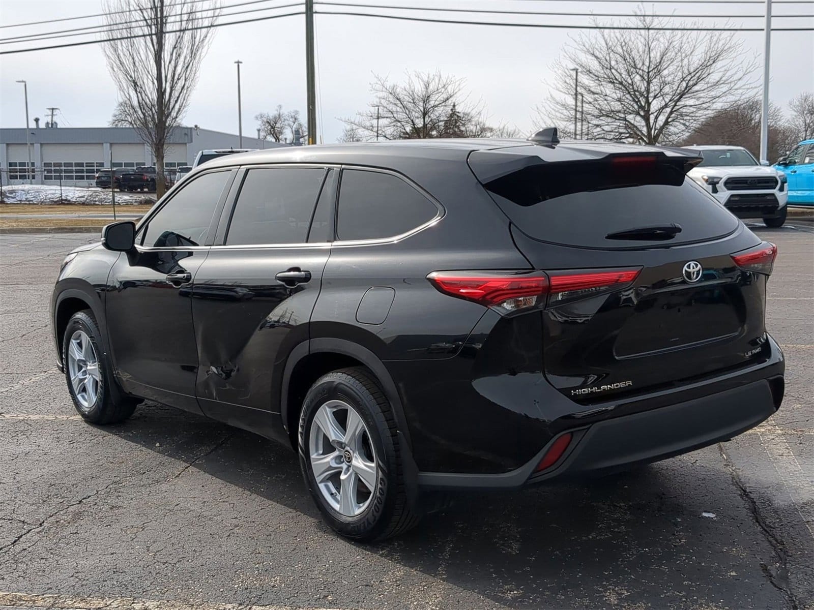 Thumbnail: 2021 Toyota Highlander - 12