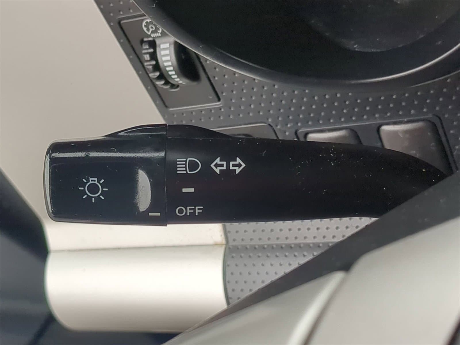 Thumbnail: 2008 Toyota FJ Cruiser - 32