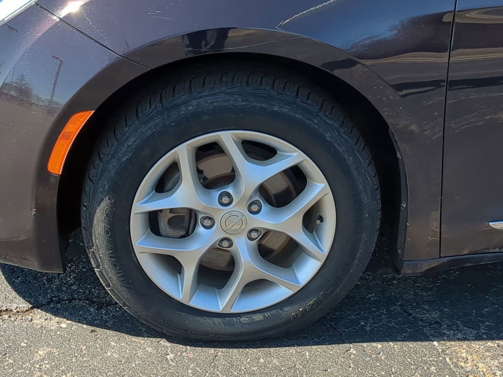 Thumbnail: 2018 Chrysler Pacifica - 14