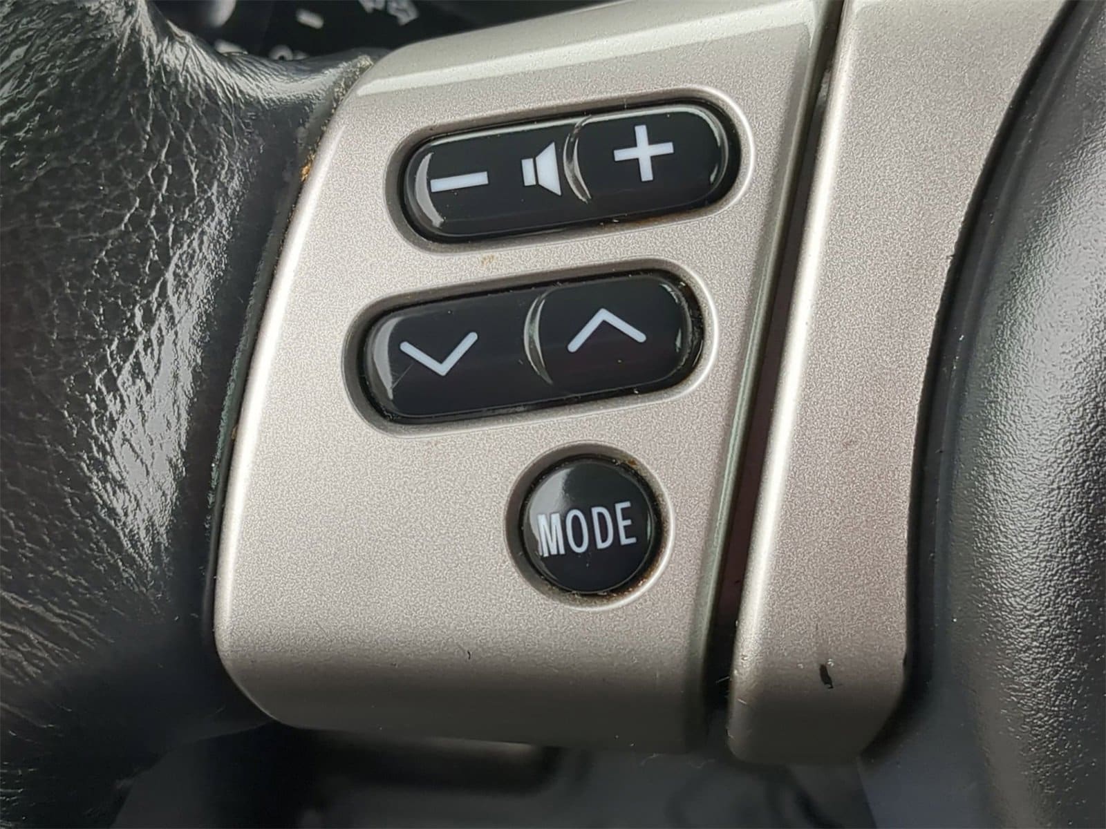 Thumbnail: 2008 Toyota FJ Cruiser - 29