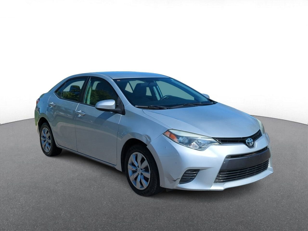 Thumbnail: 2015 Toyota Corolla - 2