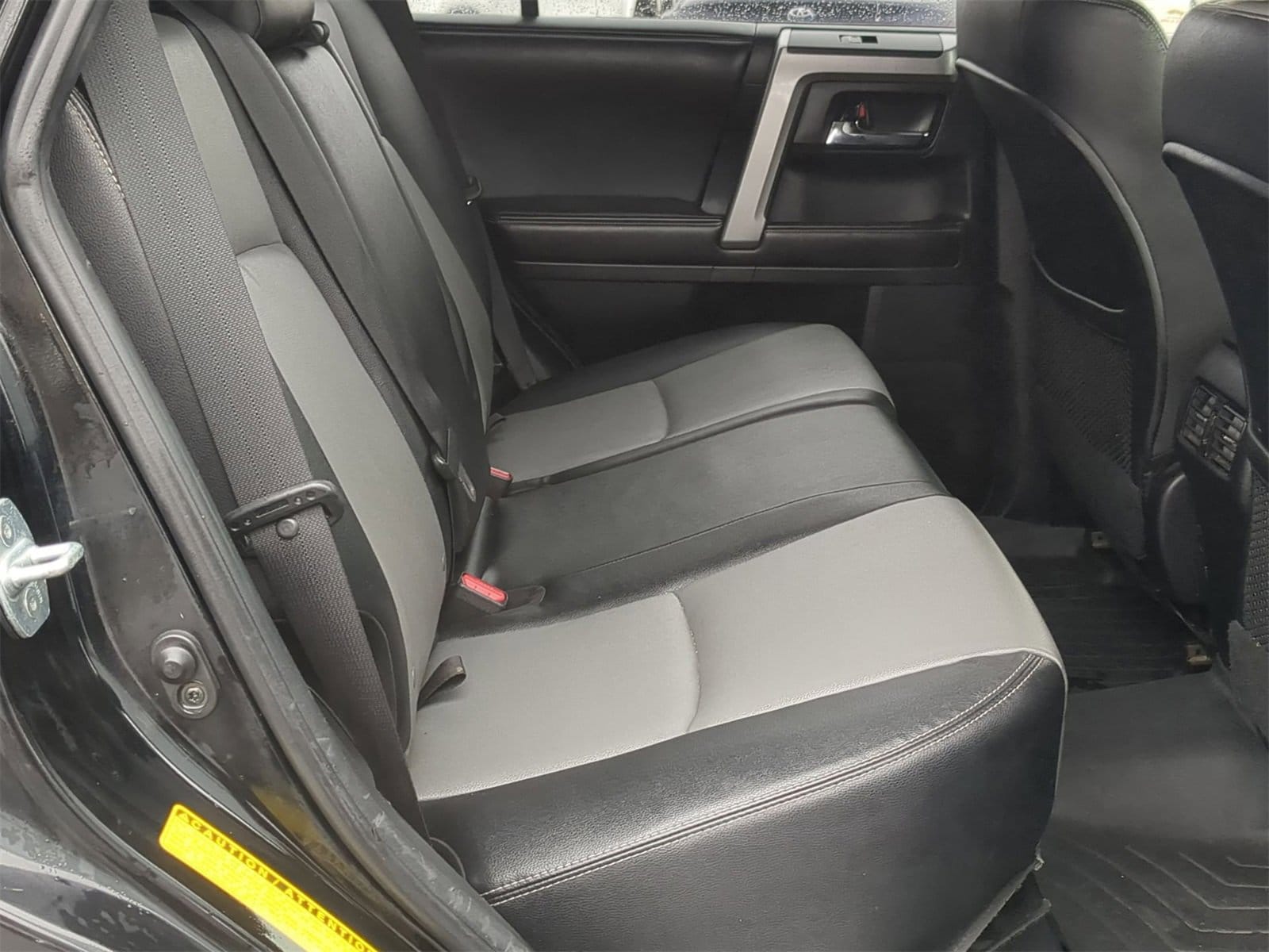 Thumbnail: 2015 Toyota 4Runner - 27