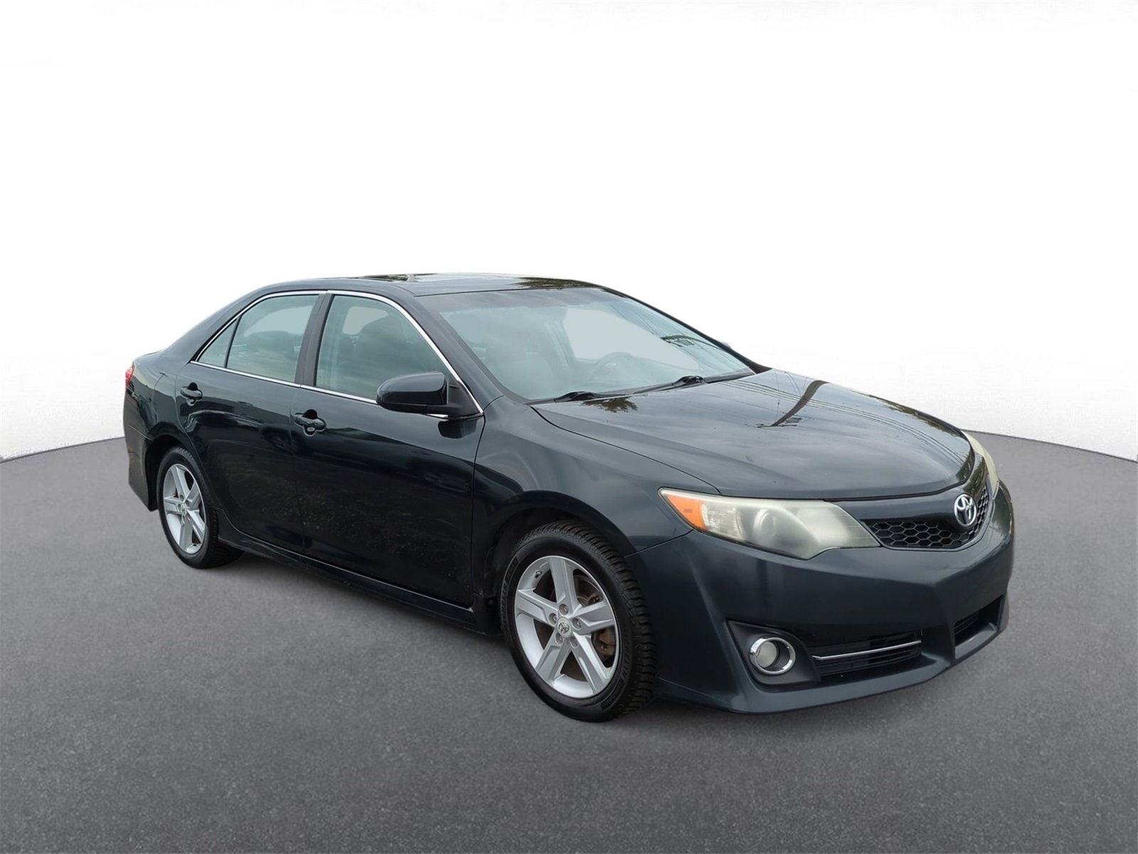 Thumbnail: 2012 Toyota Camry - 2