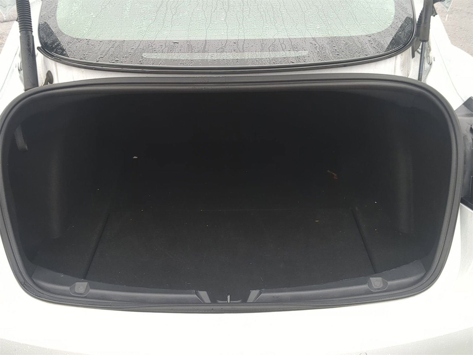 Thumbnail: 2022 Tesla Model 3 - 38