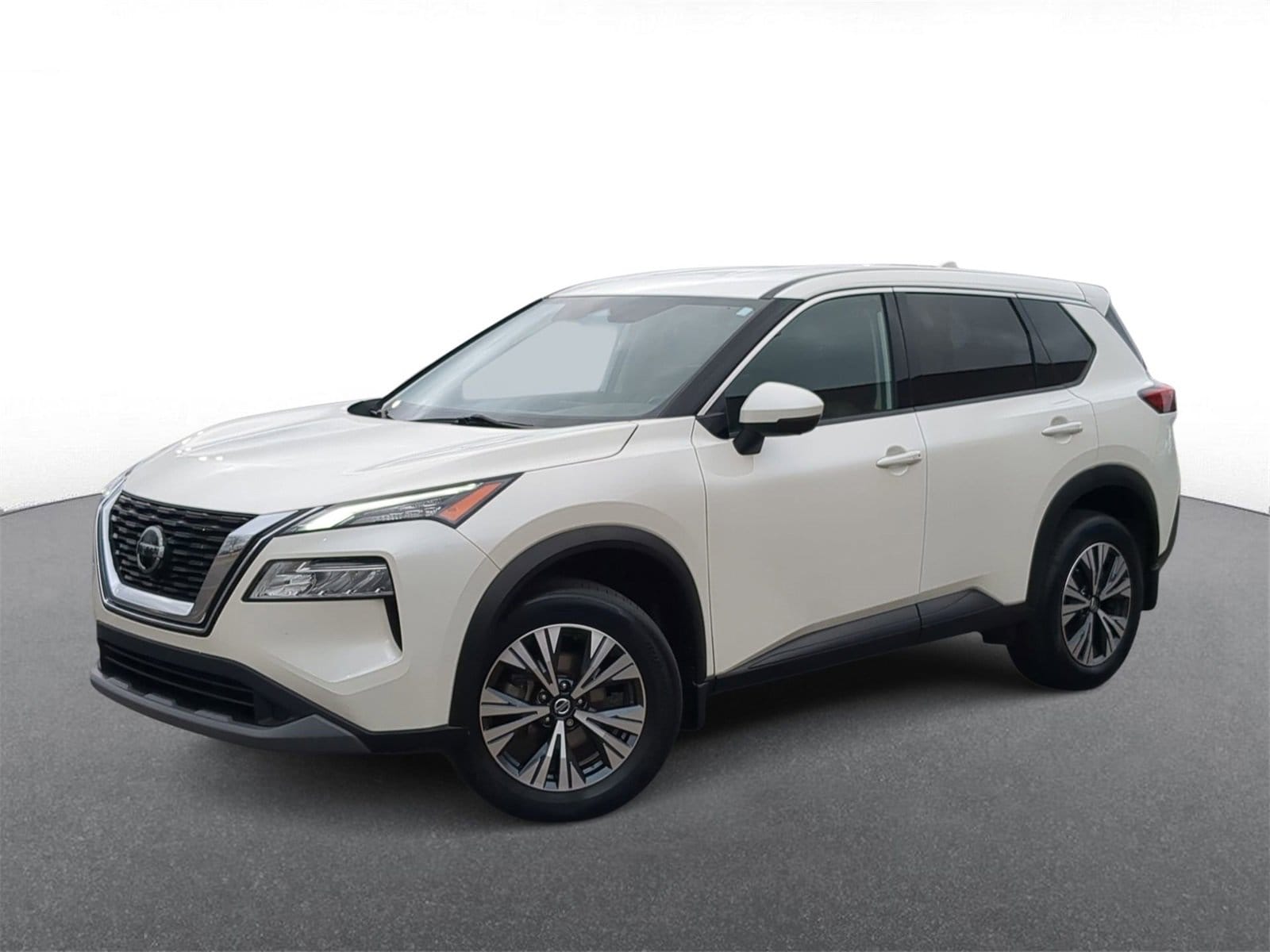 2021 Nissan Rogue SV's photo
