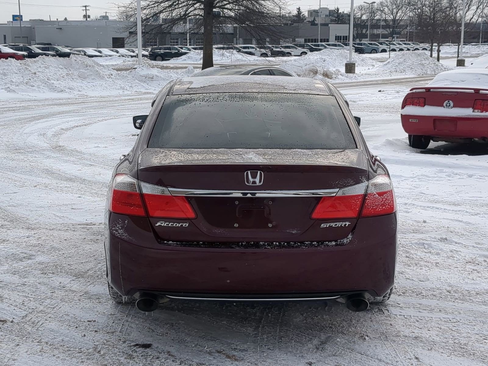 Thumbnail: 2015 Honda Accord - 13