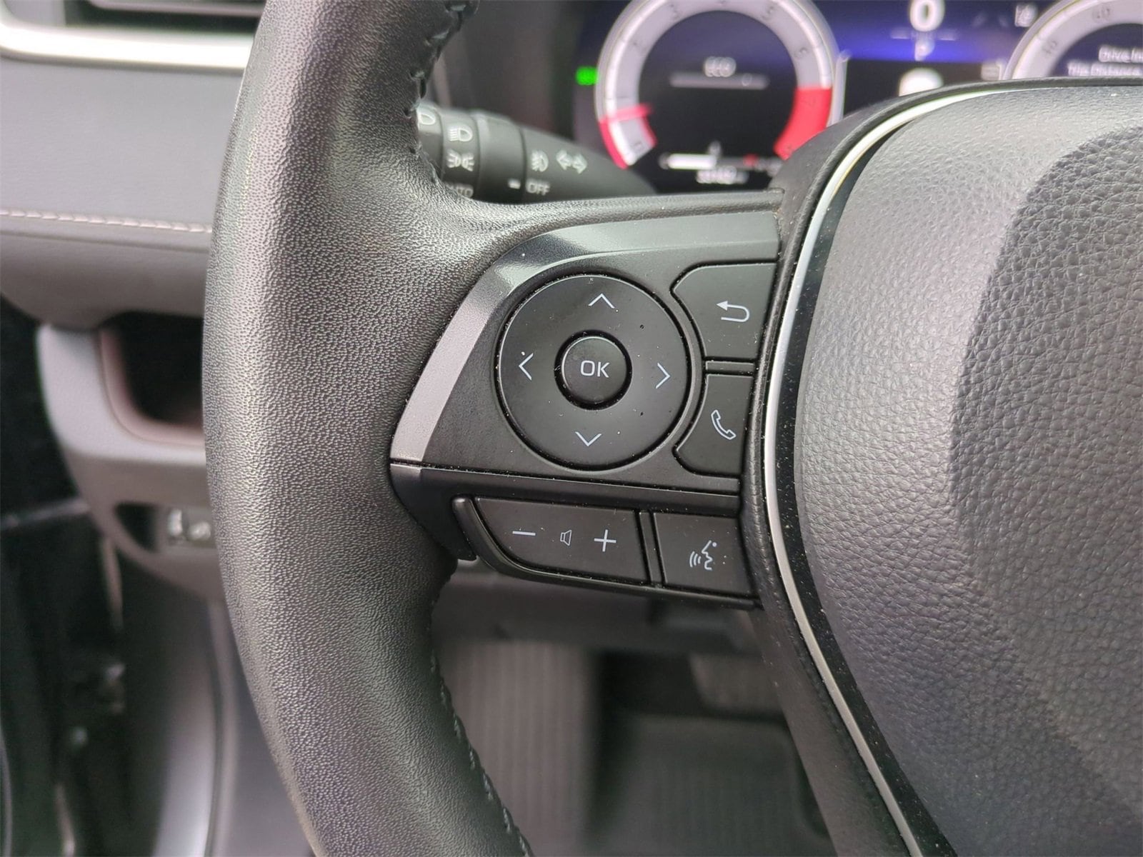 Thumbnail: 2024 Toyota RAV4 - 24