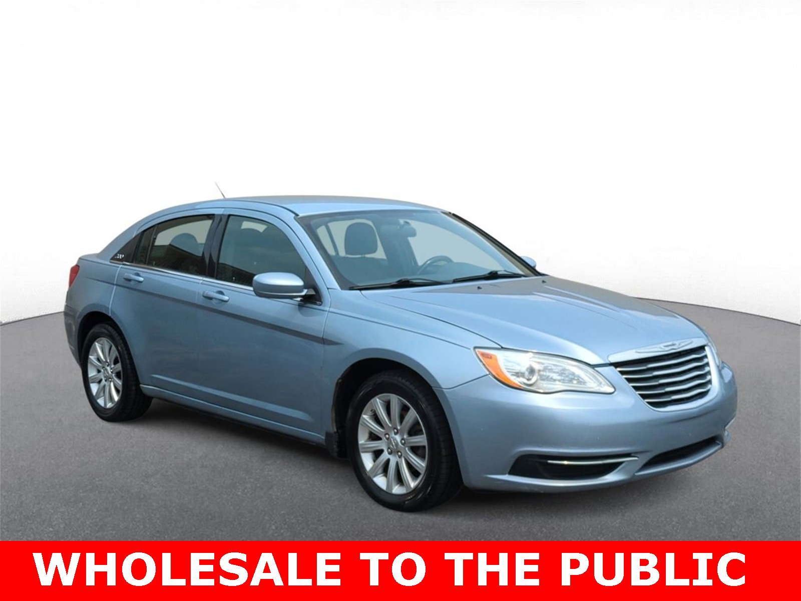 Thumbnail: 2013 Chrysler 200 - 2