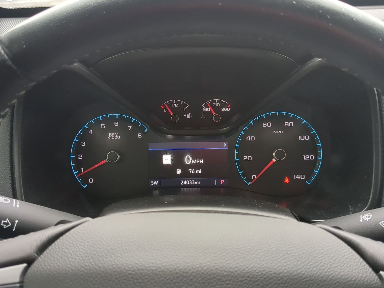 Thumbnail: 2022 Chevrolet Colorado - 32