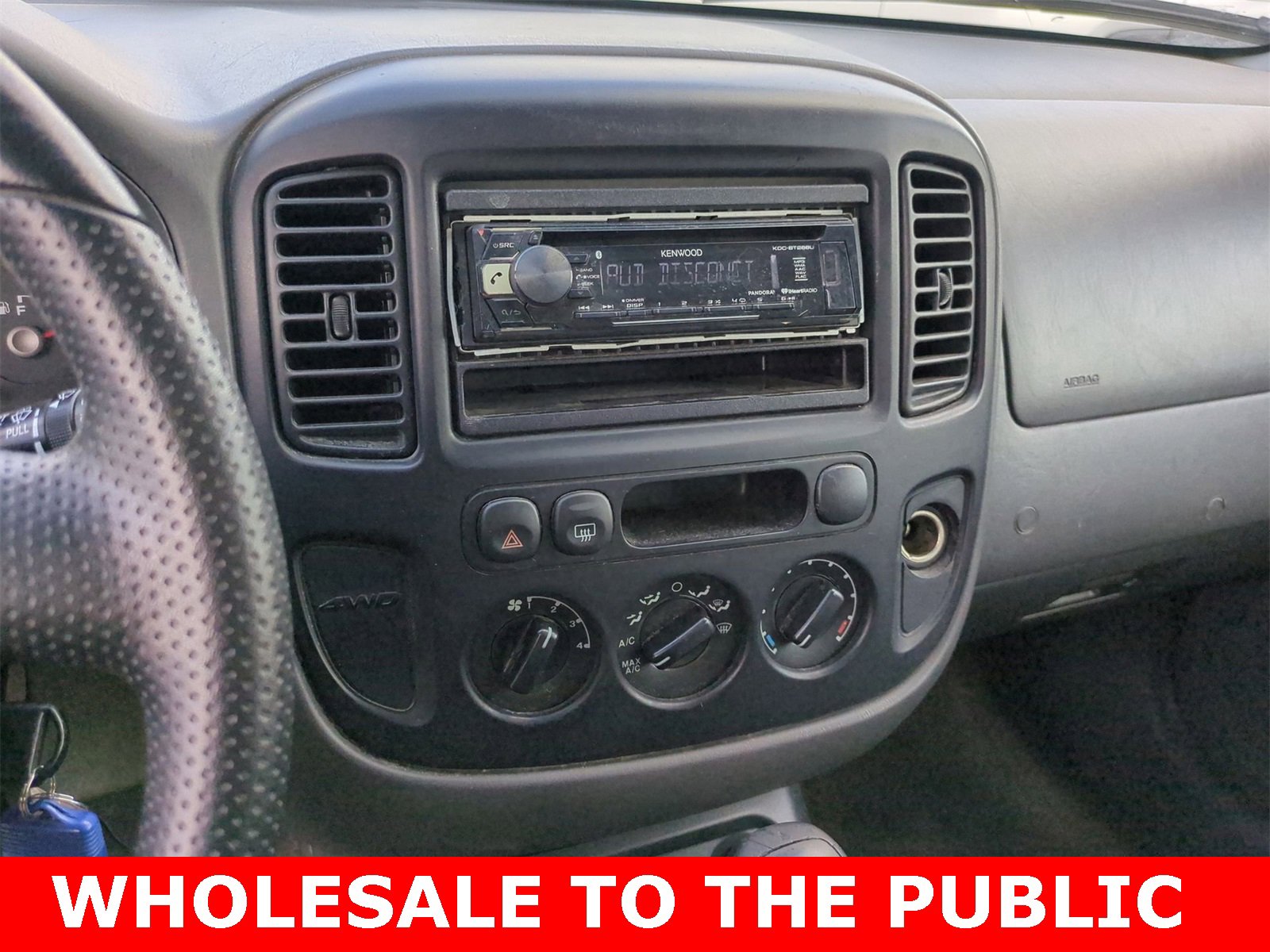 Thumbnail: 2005 Ford Escape - 26