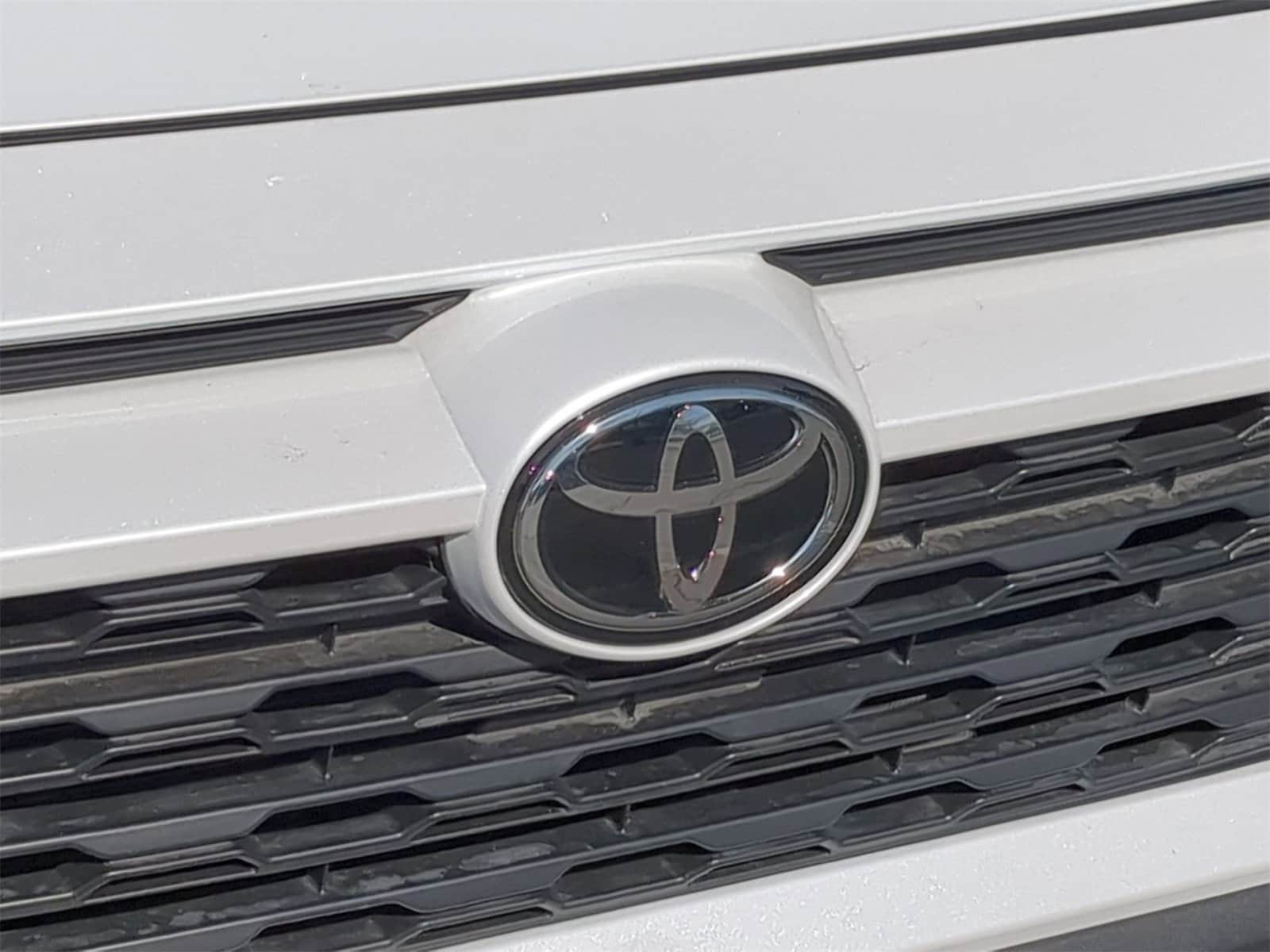 Thumbnail: 2024 Toyota RAV4 - 19