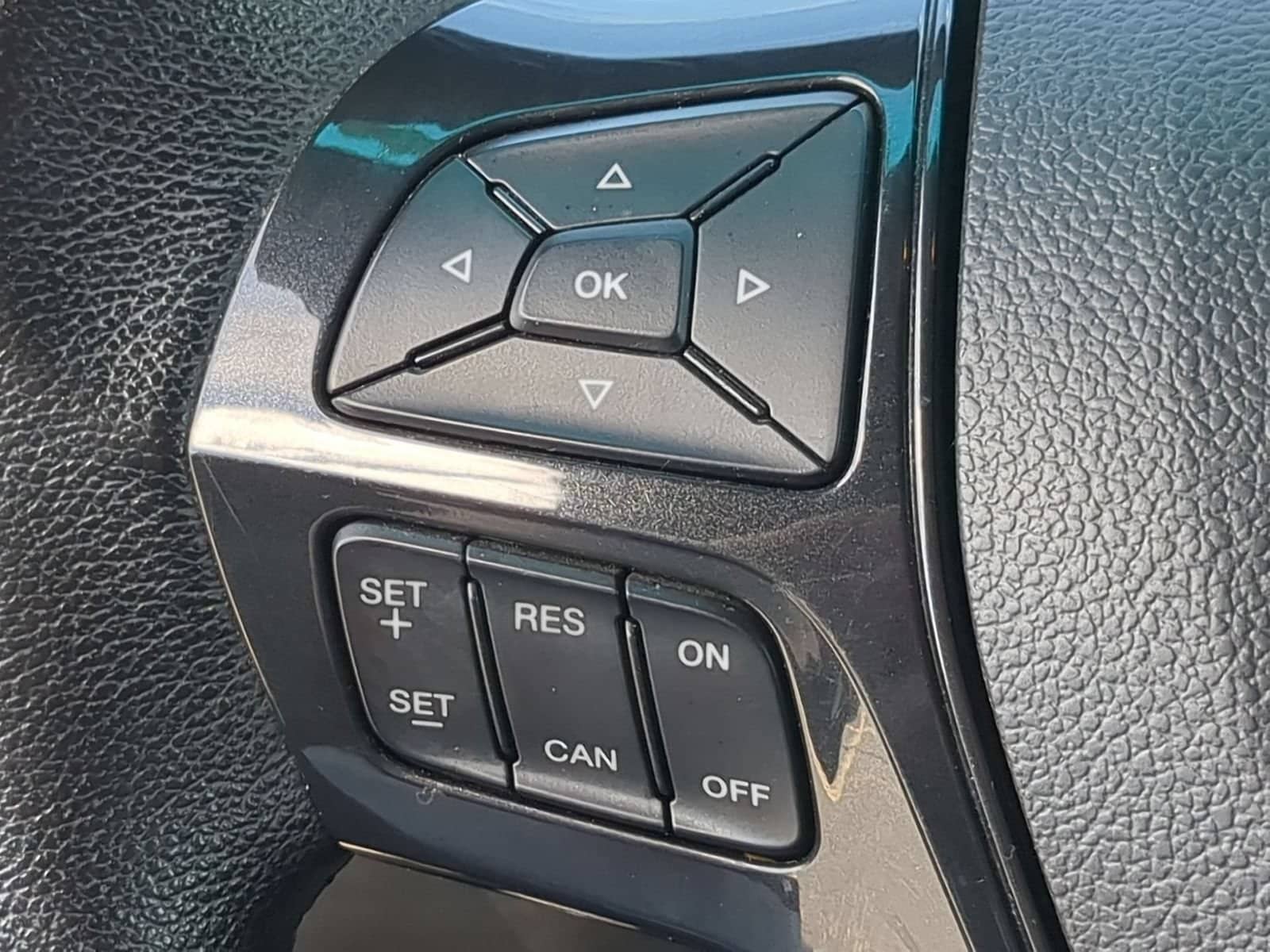Thumbnail: 2017 Ford Explorer - 23