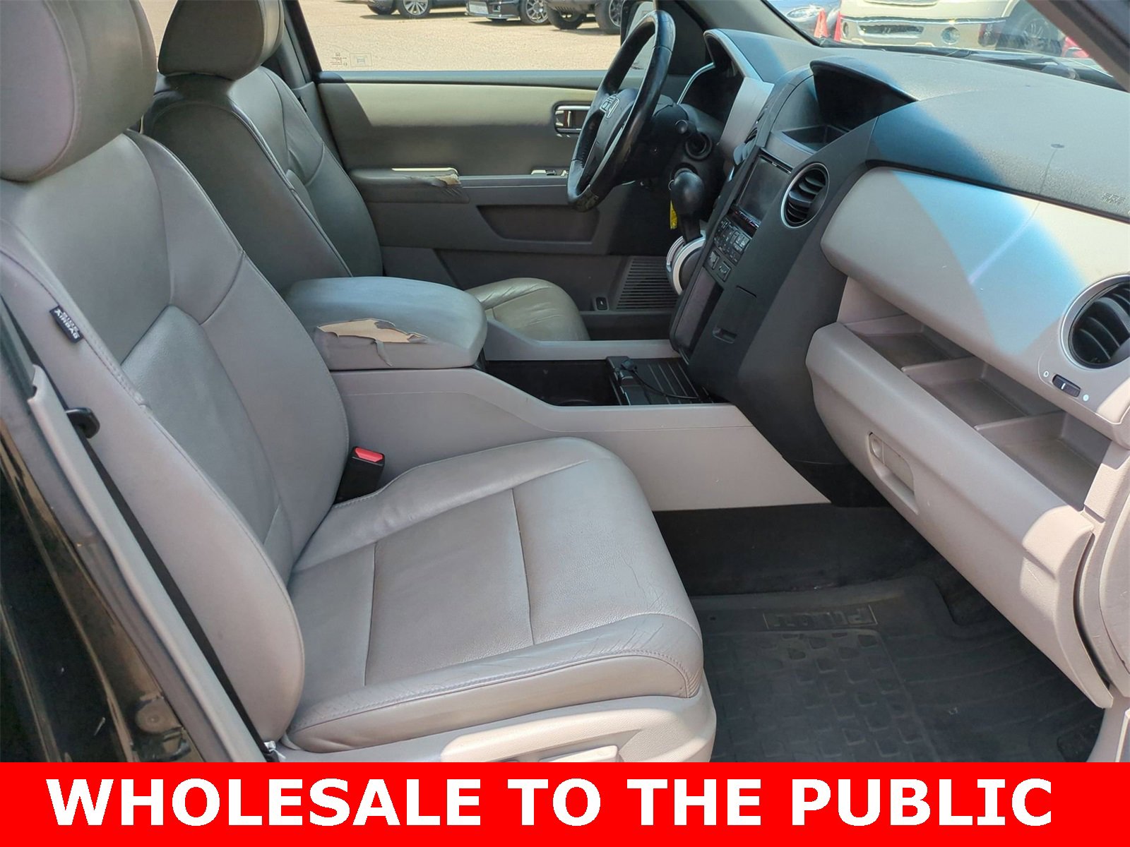 Thumbnail: 2011 Honda Pilot - 20