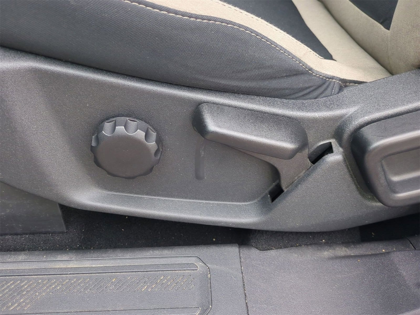 Thumbnail: 2022 Ford Bronco - 17