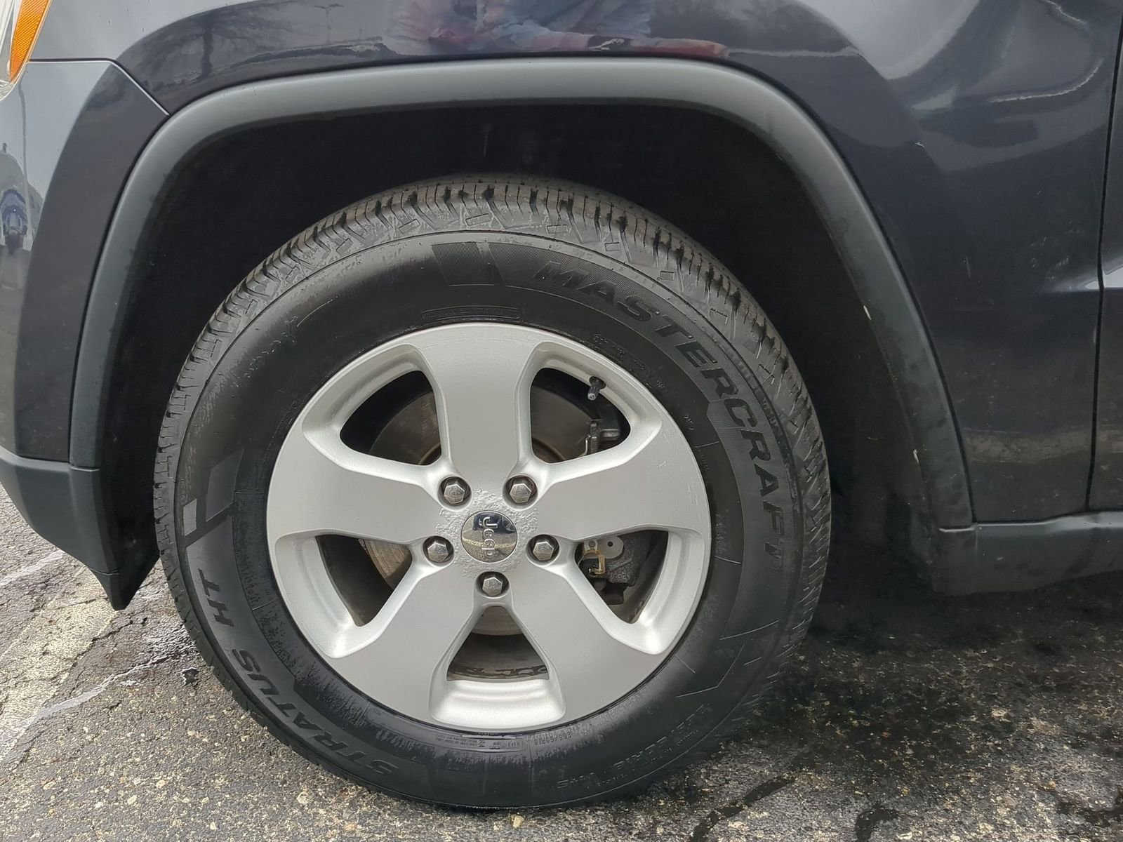 Thumbnail: 2013 Jeep Grand Cherokee - 14