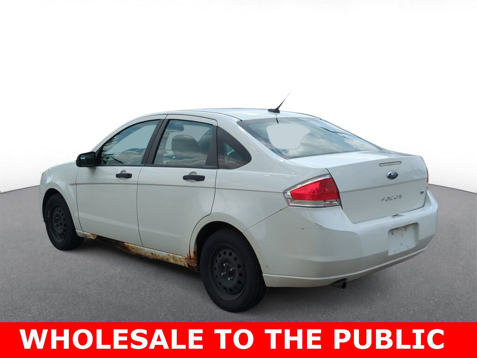 Thumbnail: 2010 Ford Focus - 6