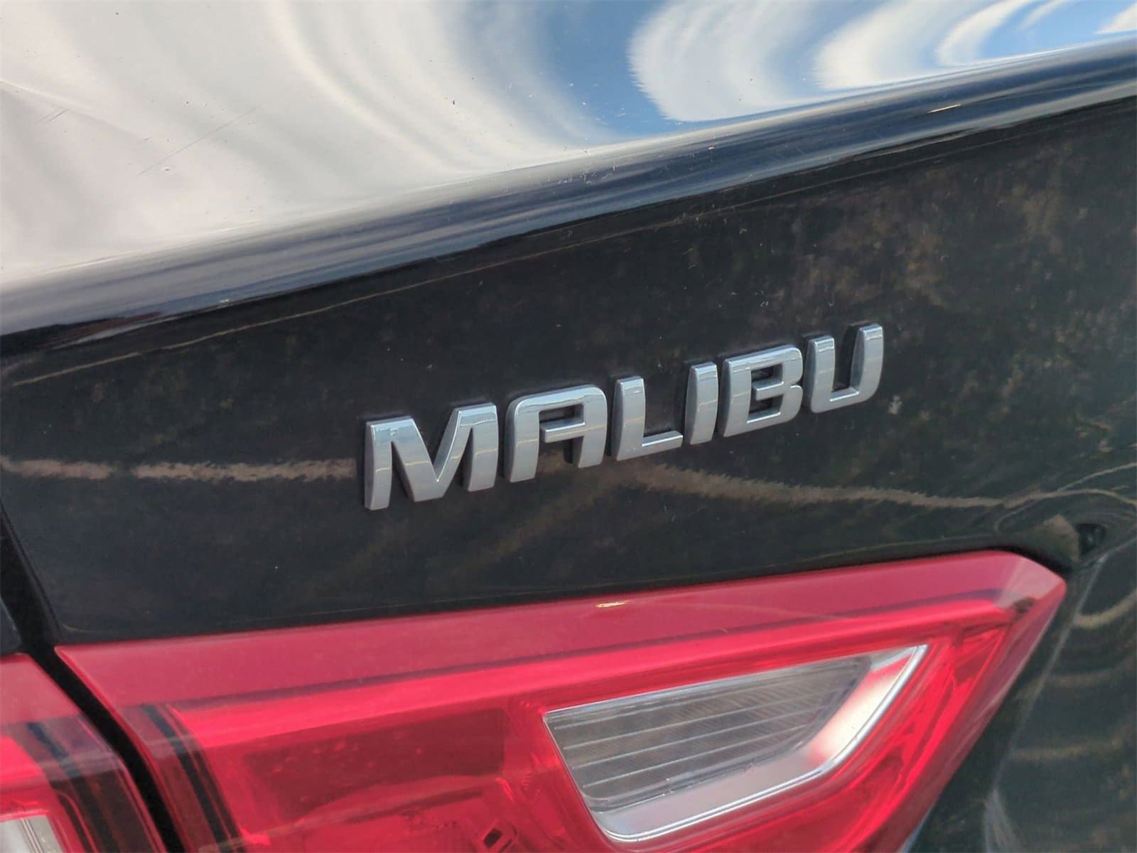 Thumbnail: 2016 Chevrolet Malibu - 12
