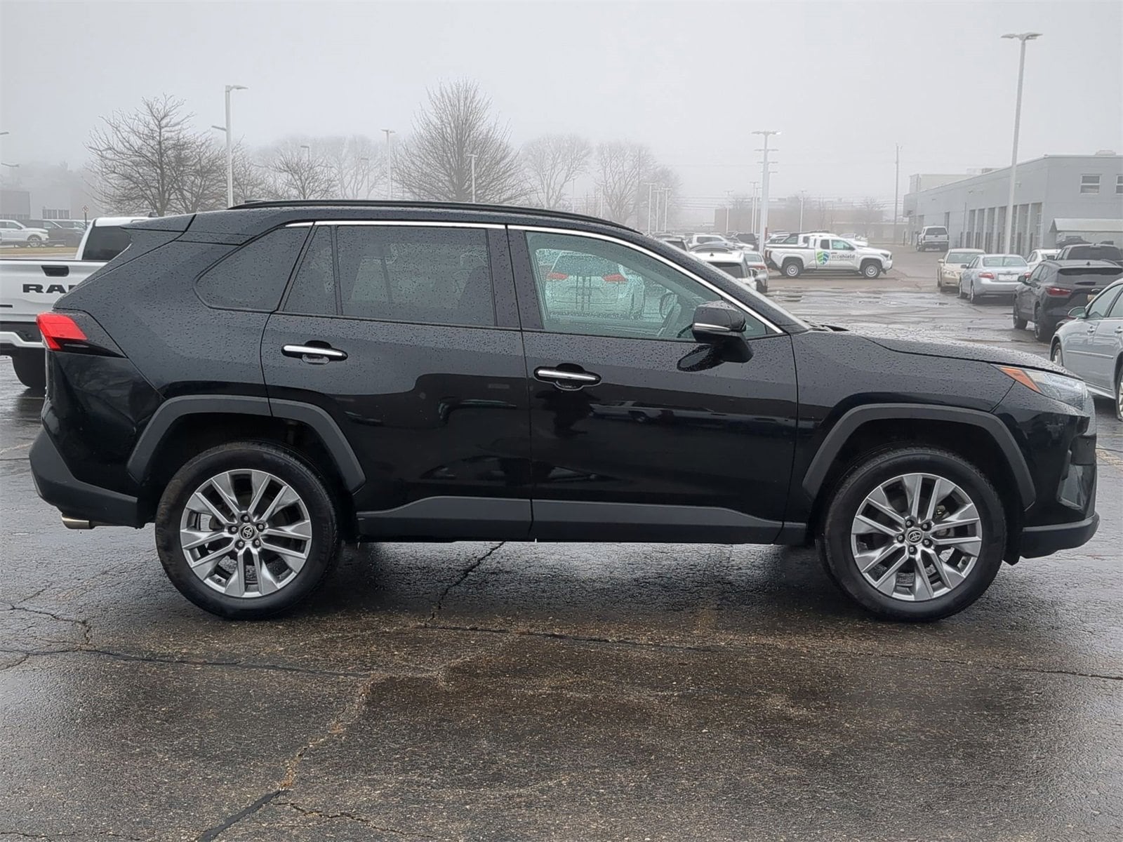 Thumbnail: 2024 Toyota RAV4 - 15