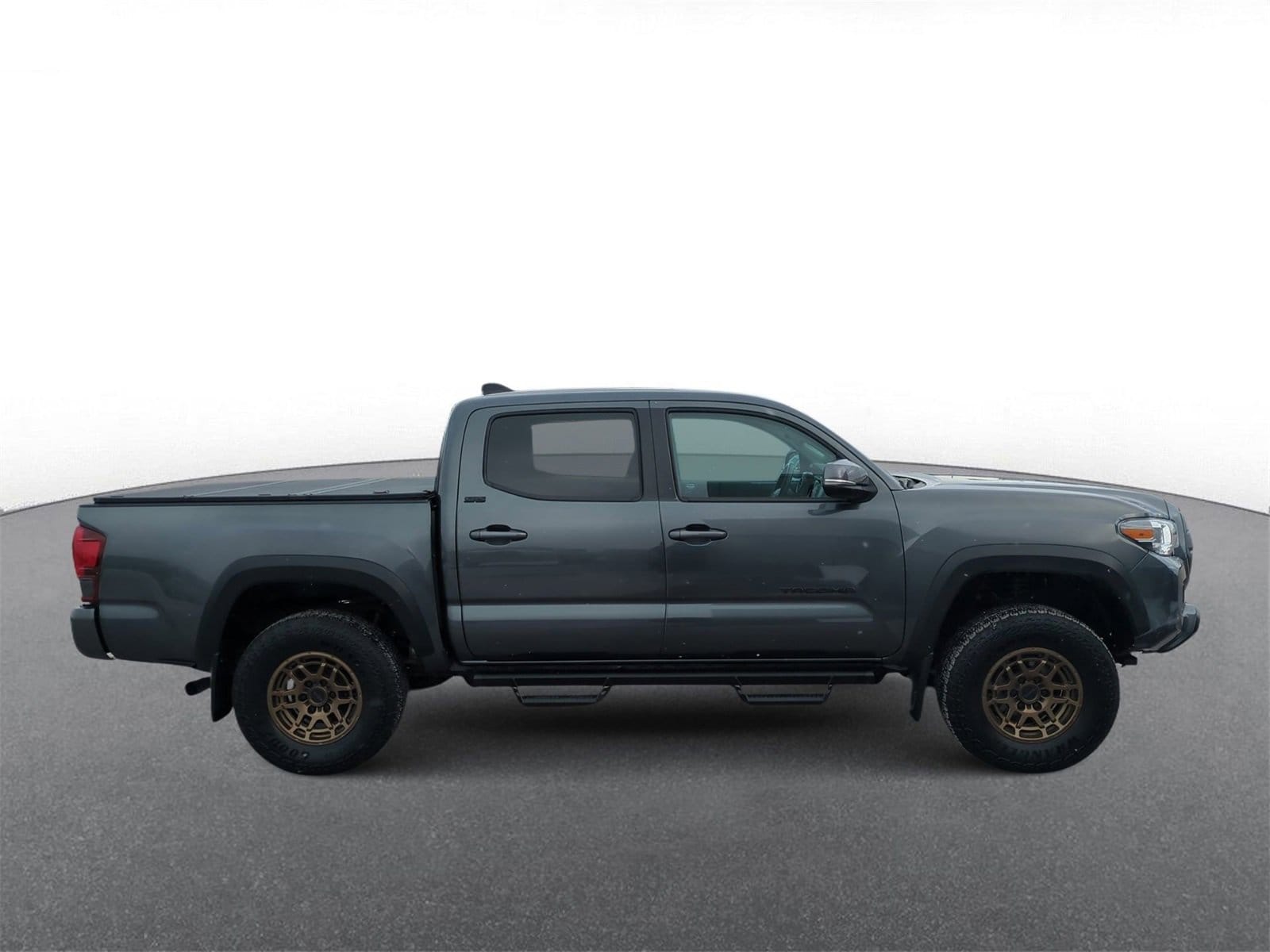 Thumbnail: 2023 Toyota Tacoma - 9