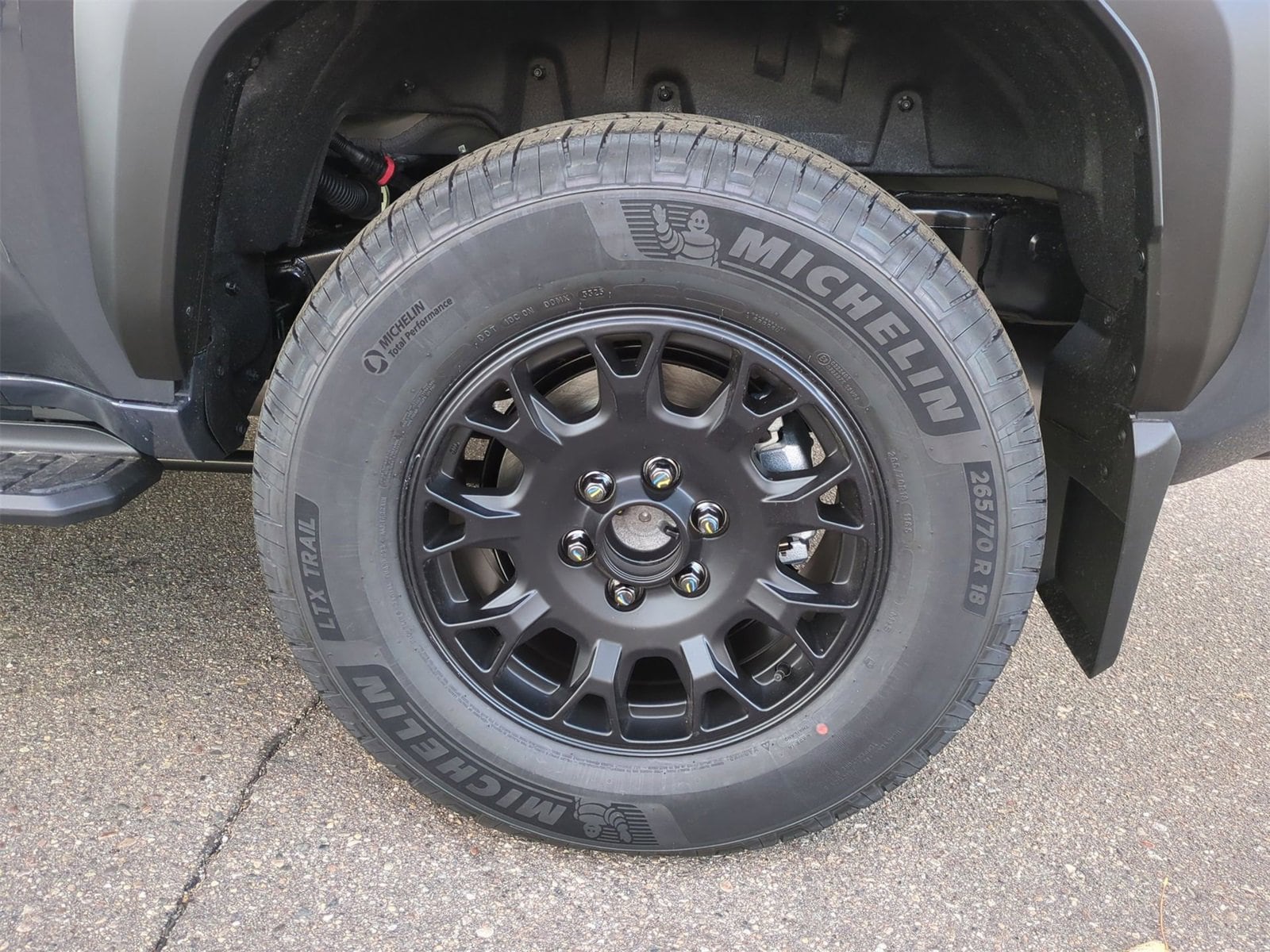 Thumbnail: 2025 Toyota 4Runner - 14