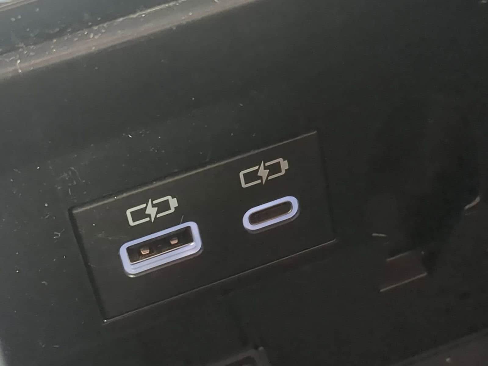 Thumbnail: 2025 Toyota Tundra - 29