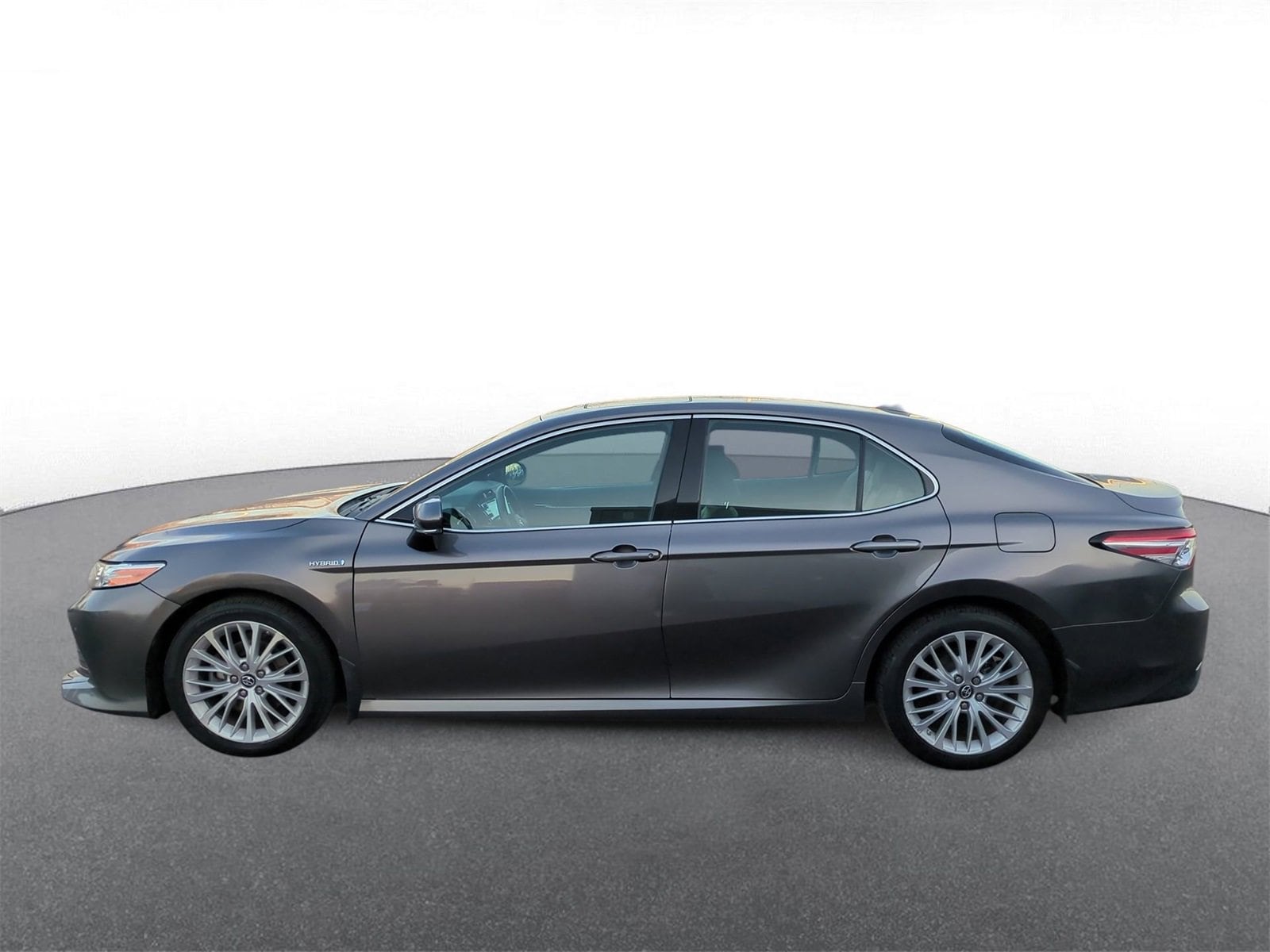 Thumbnail: 2018 Toyota Camry - 5