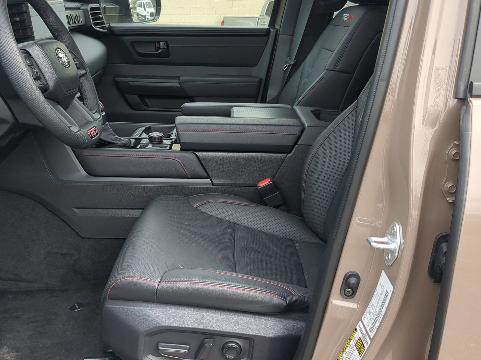 Thumbnail: 2025 Toyota Tundra - 16